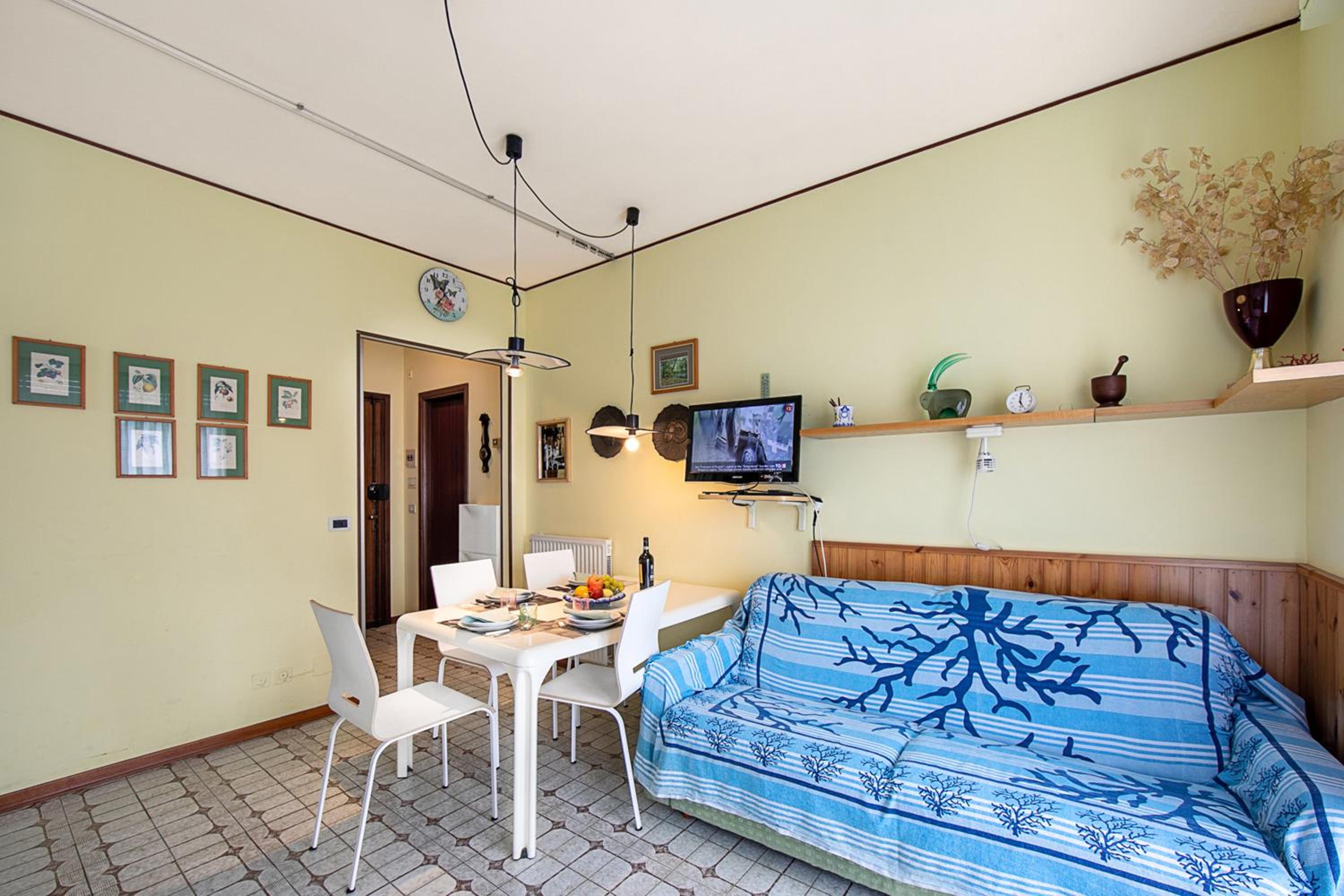 Edera With Balcony Few Steps From Sea - Happy Rentals photo 5