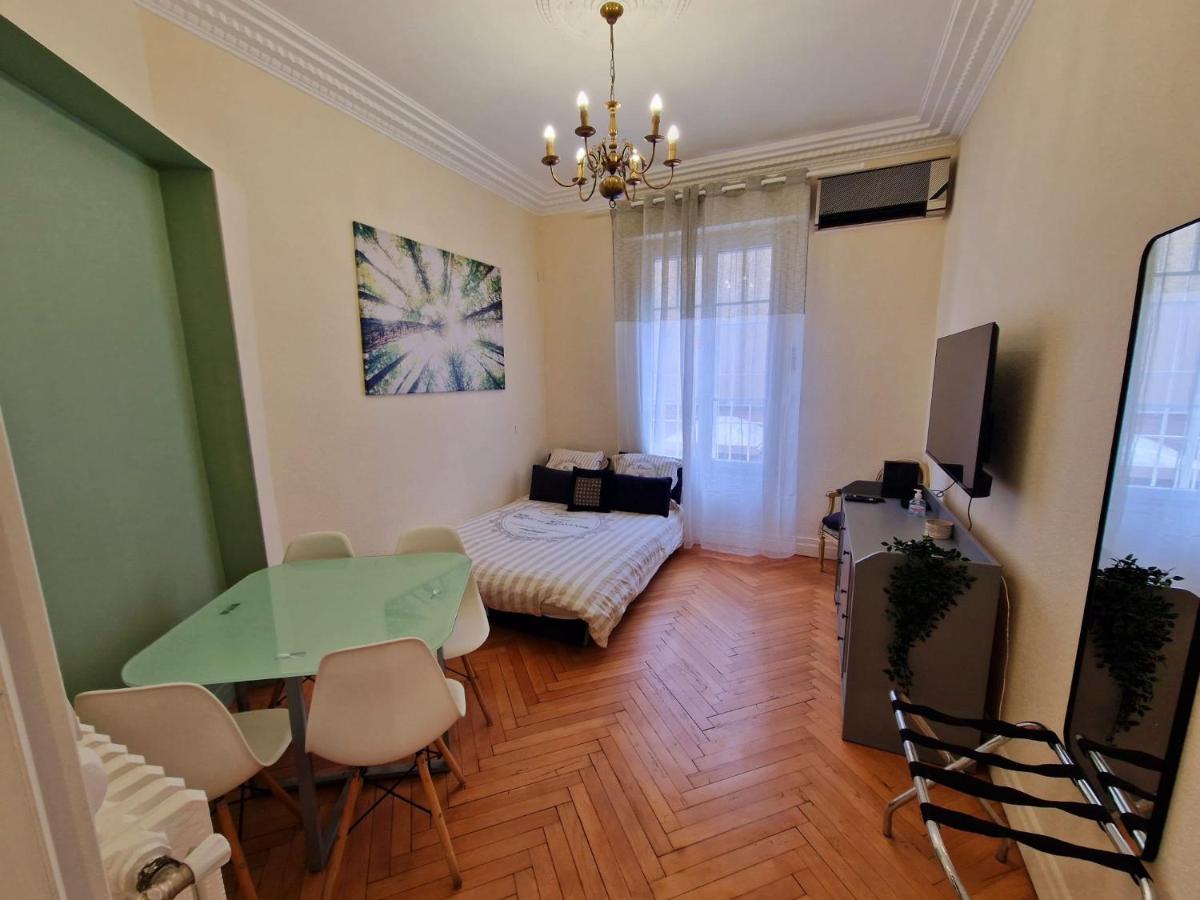 Rivoli SeaSide Apartment view 2
