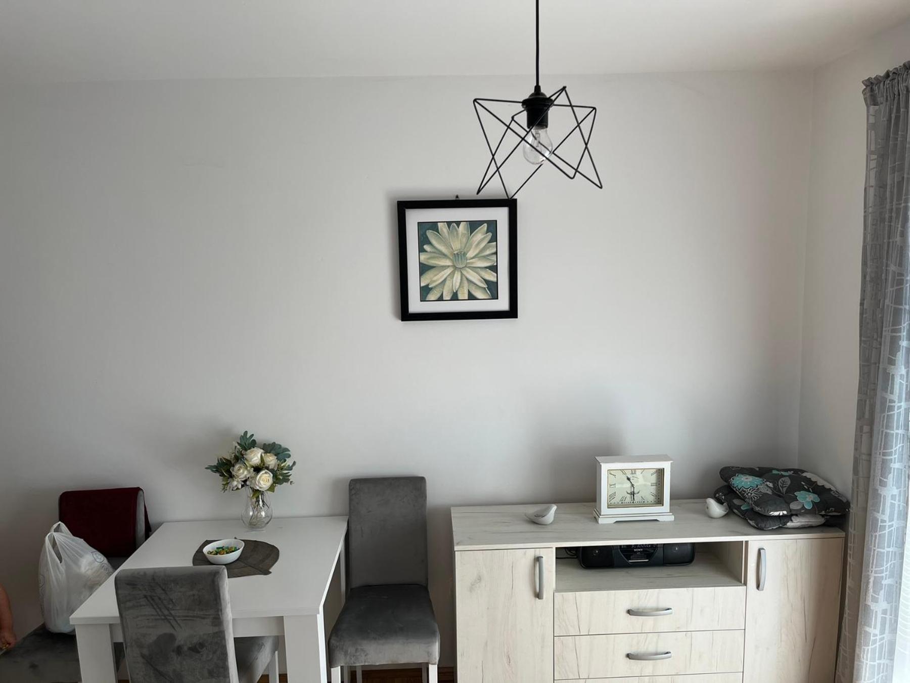 Zora Apartment