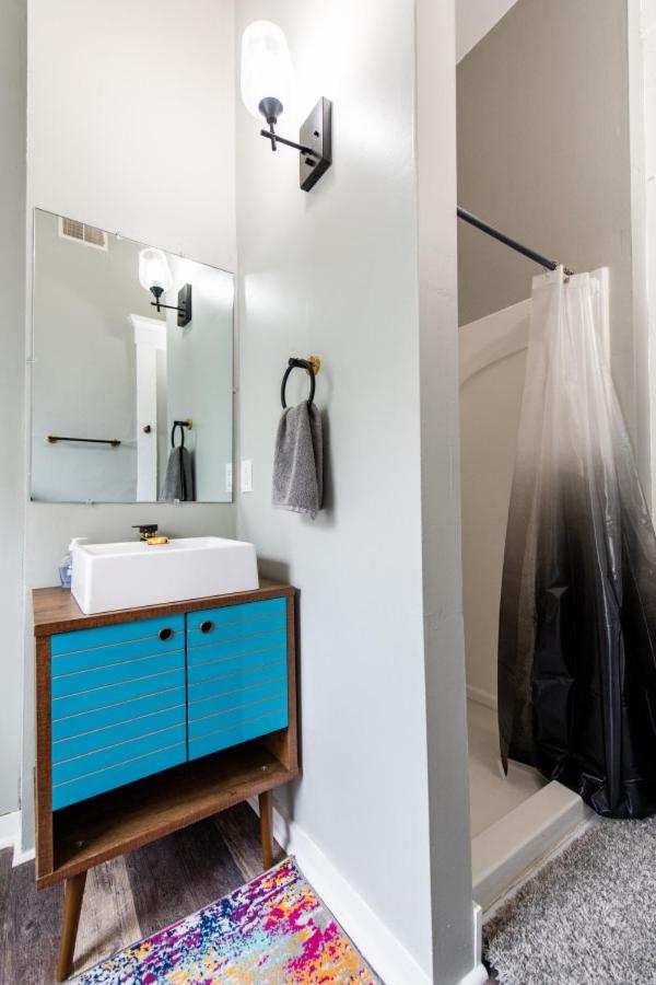 Suite near downtown Louisville, KY - Suite V view 4