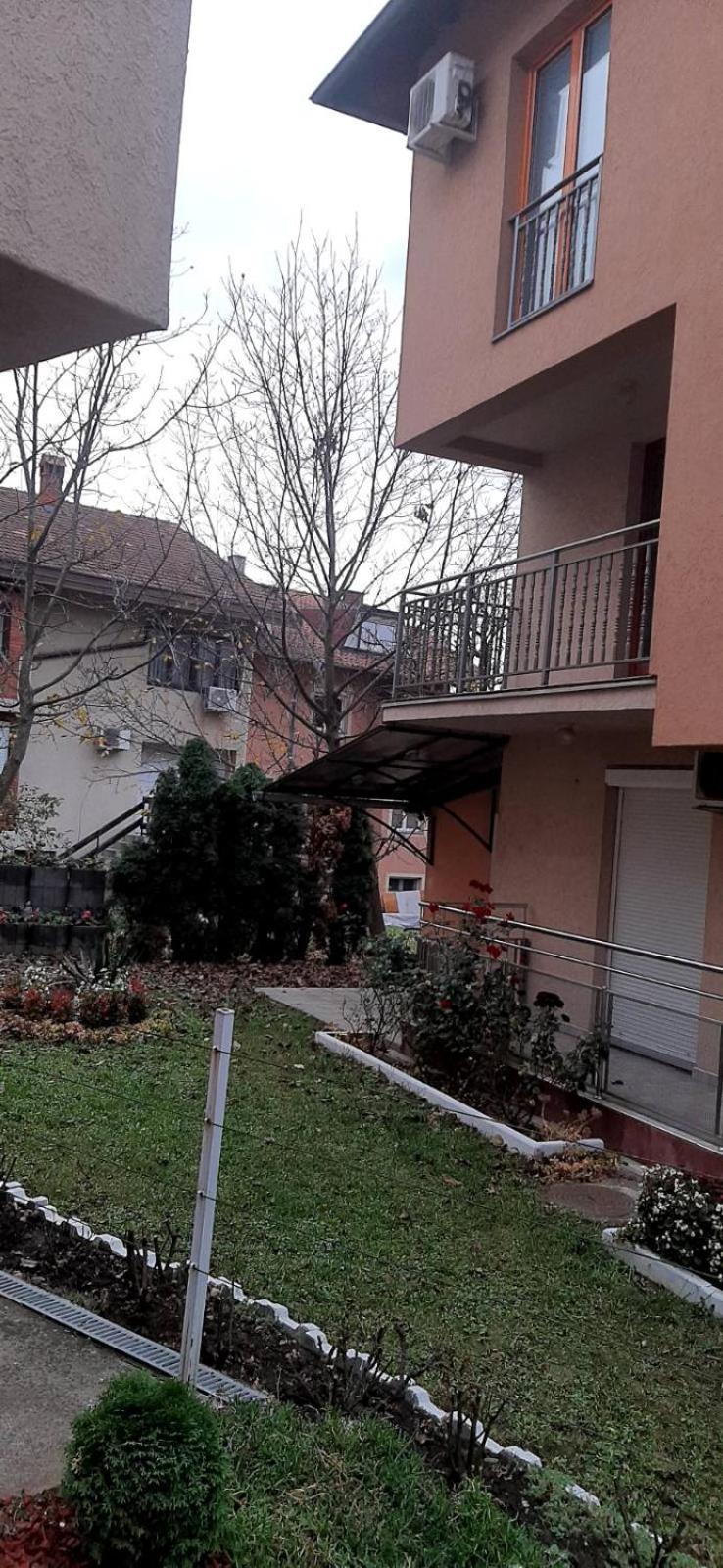 Zlatni apartman