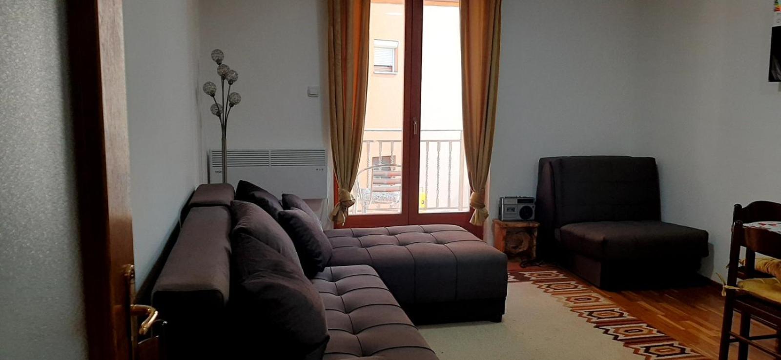 Zlatni apartman