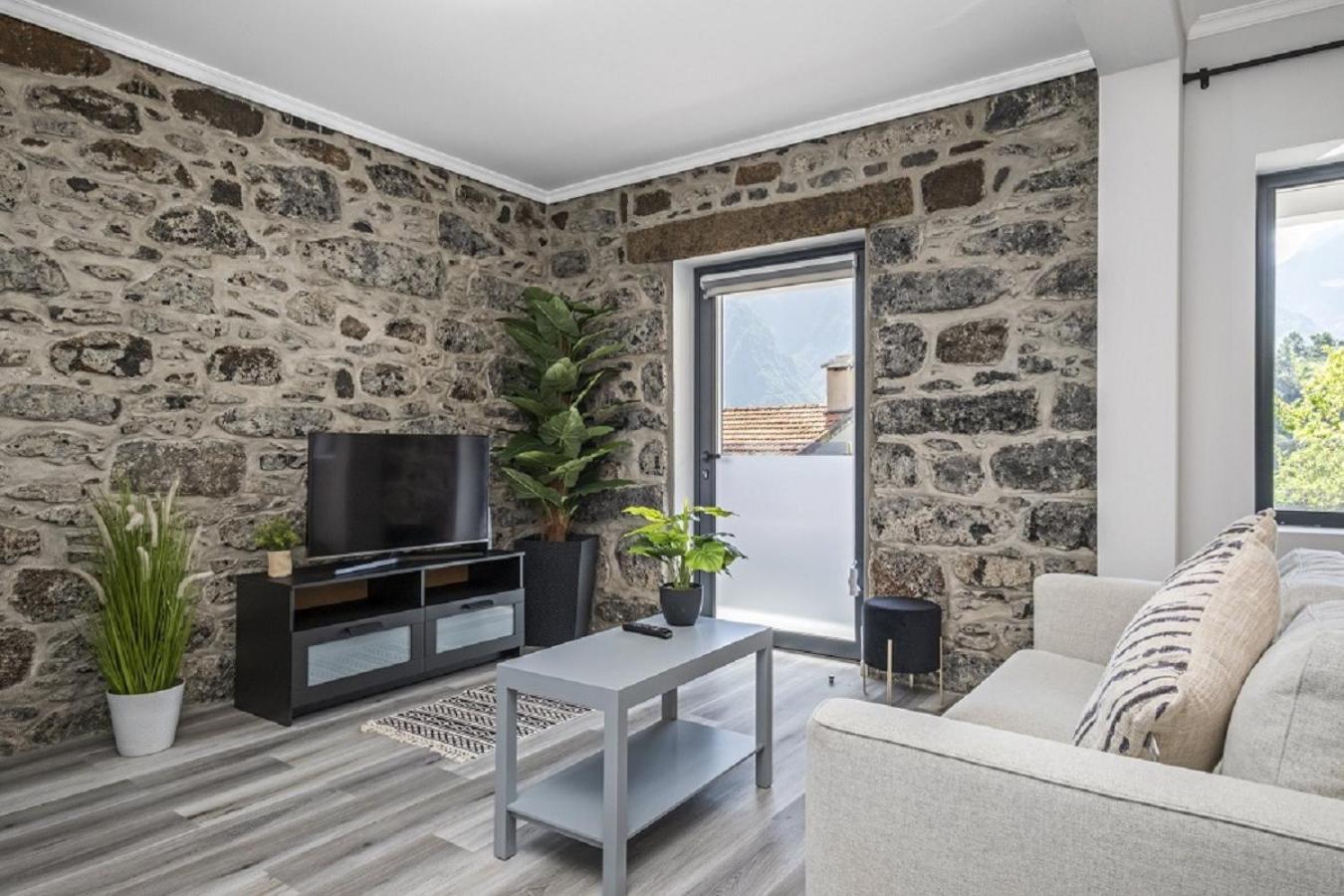 Basalt House A by Homie view 3