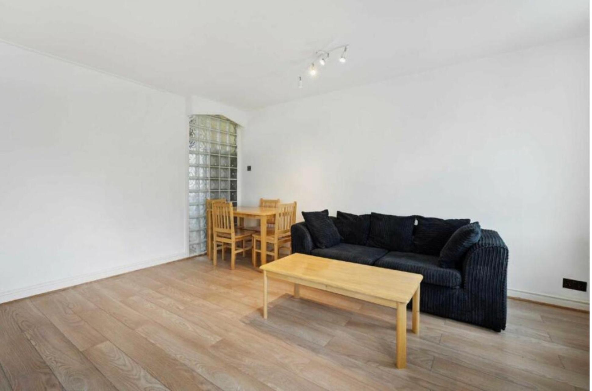 3Bed Apartment Pimlico London view 3