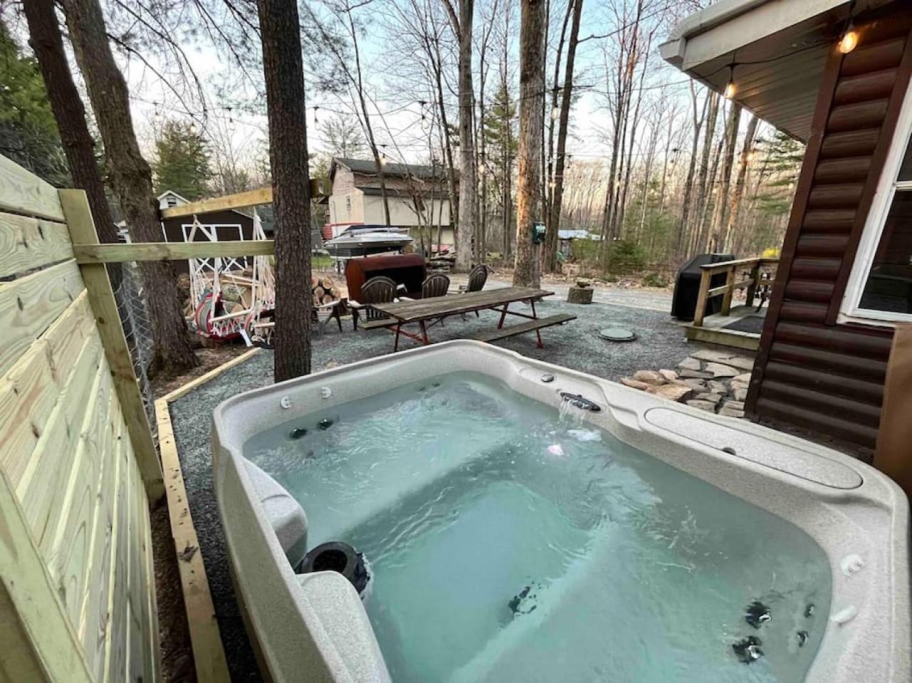 Wally's Cabin