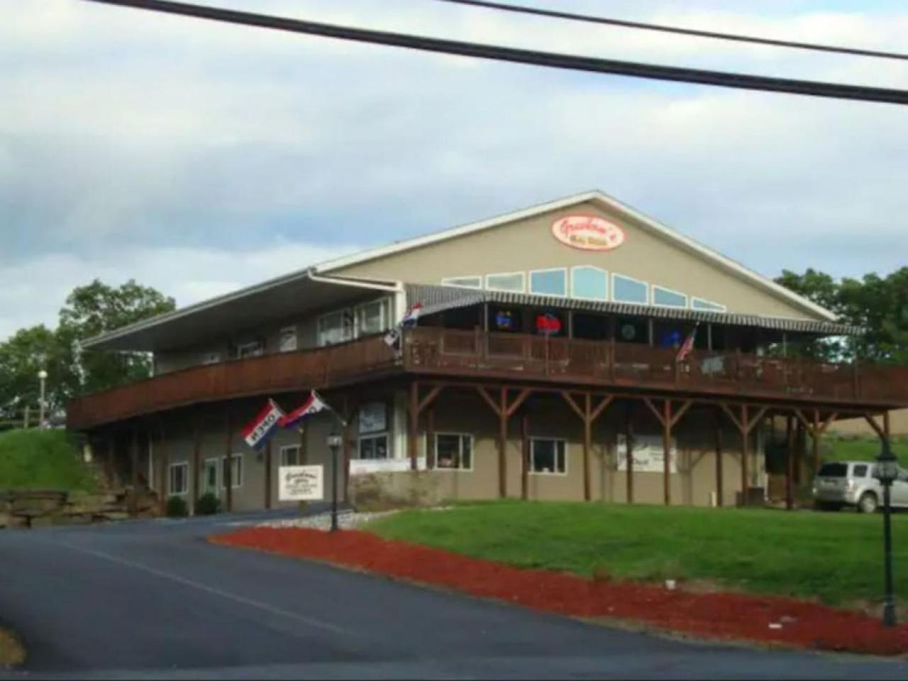 Wally's Cabin