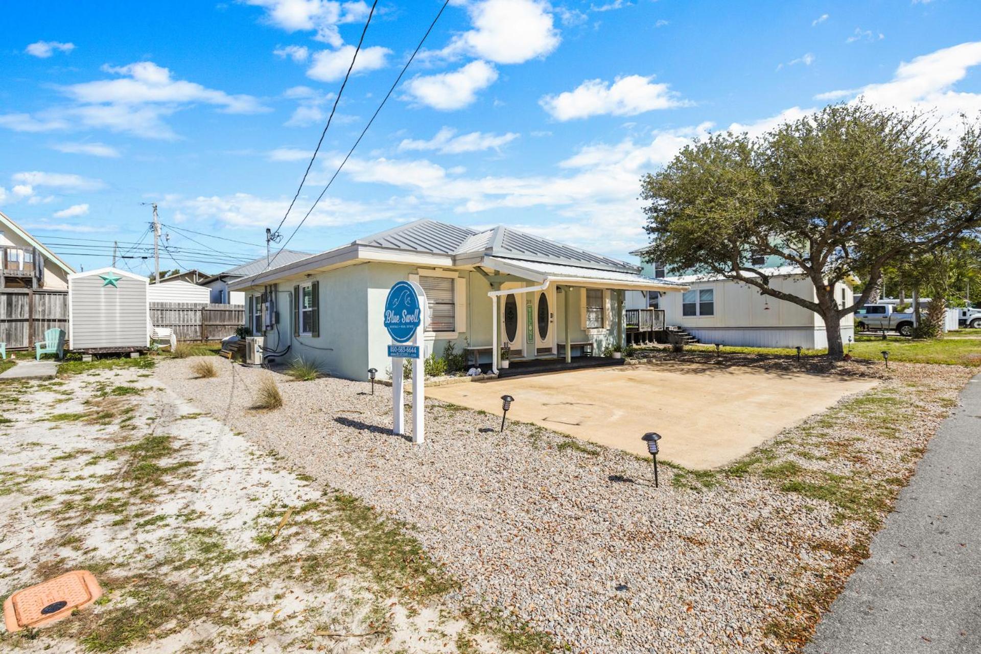 219 Palmetto Pl 1 - Tropical Paradise view 2