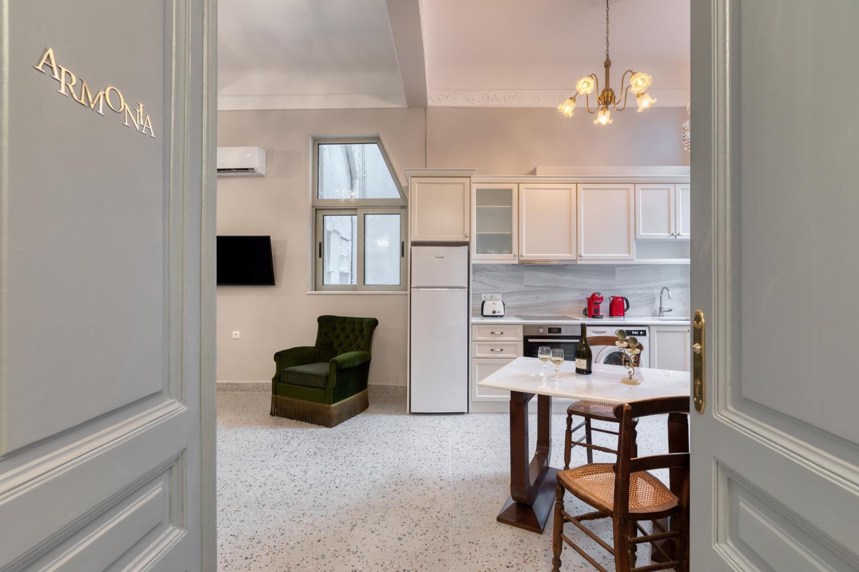 Athenian Vintage Apartments
