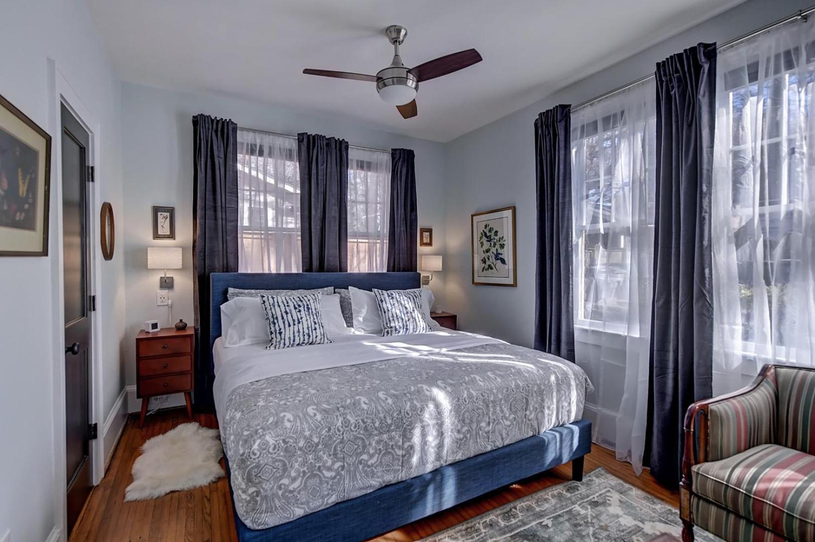 Charlotte Vacations - The Home Collection CLT: Lamar Avenue - Property Image 24