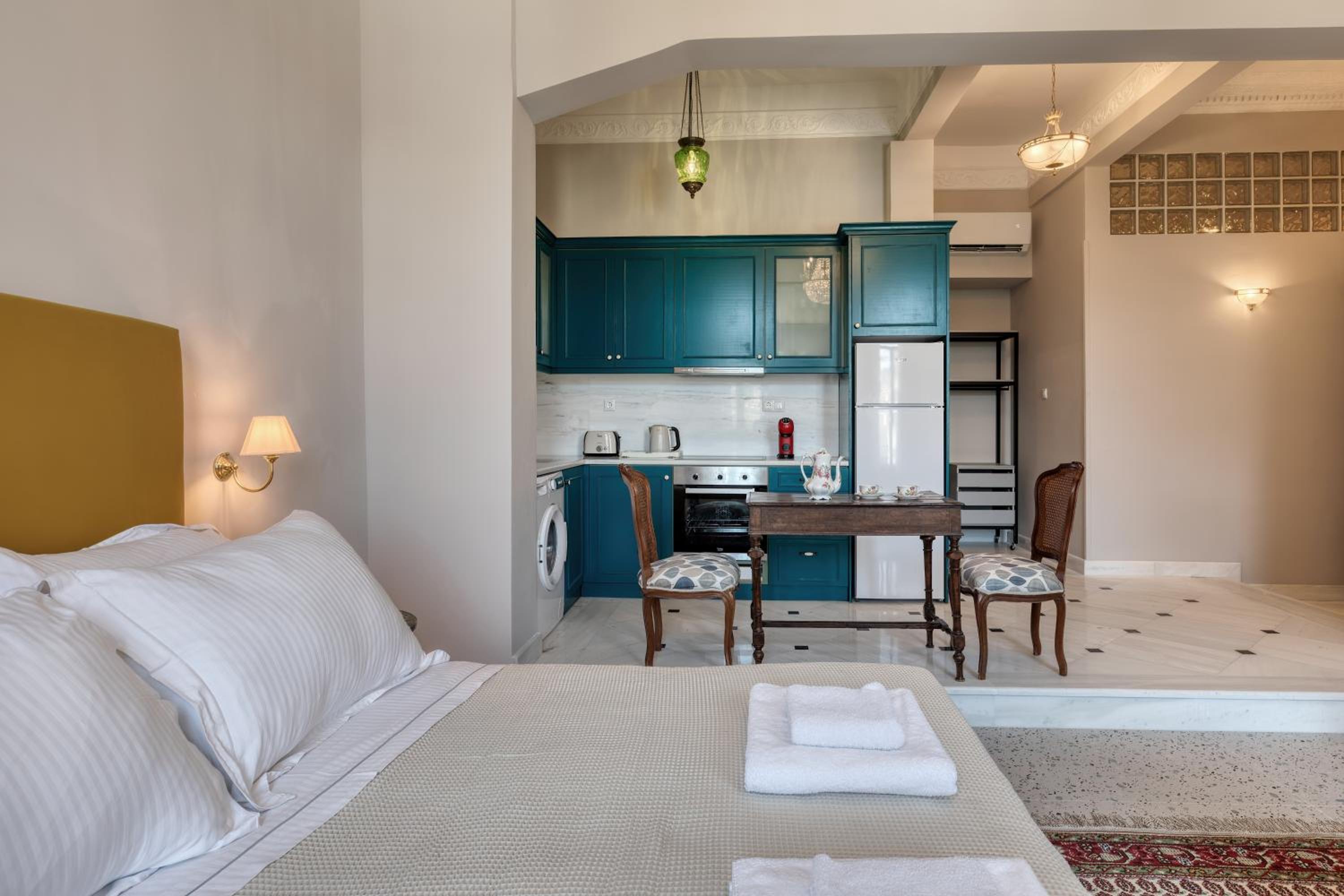 Athenian Vintage Apartments