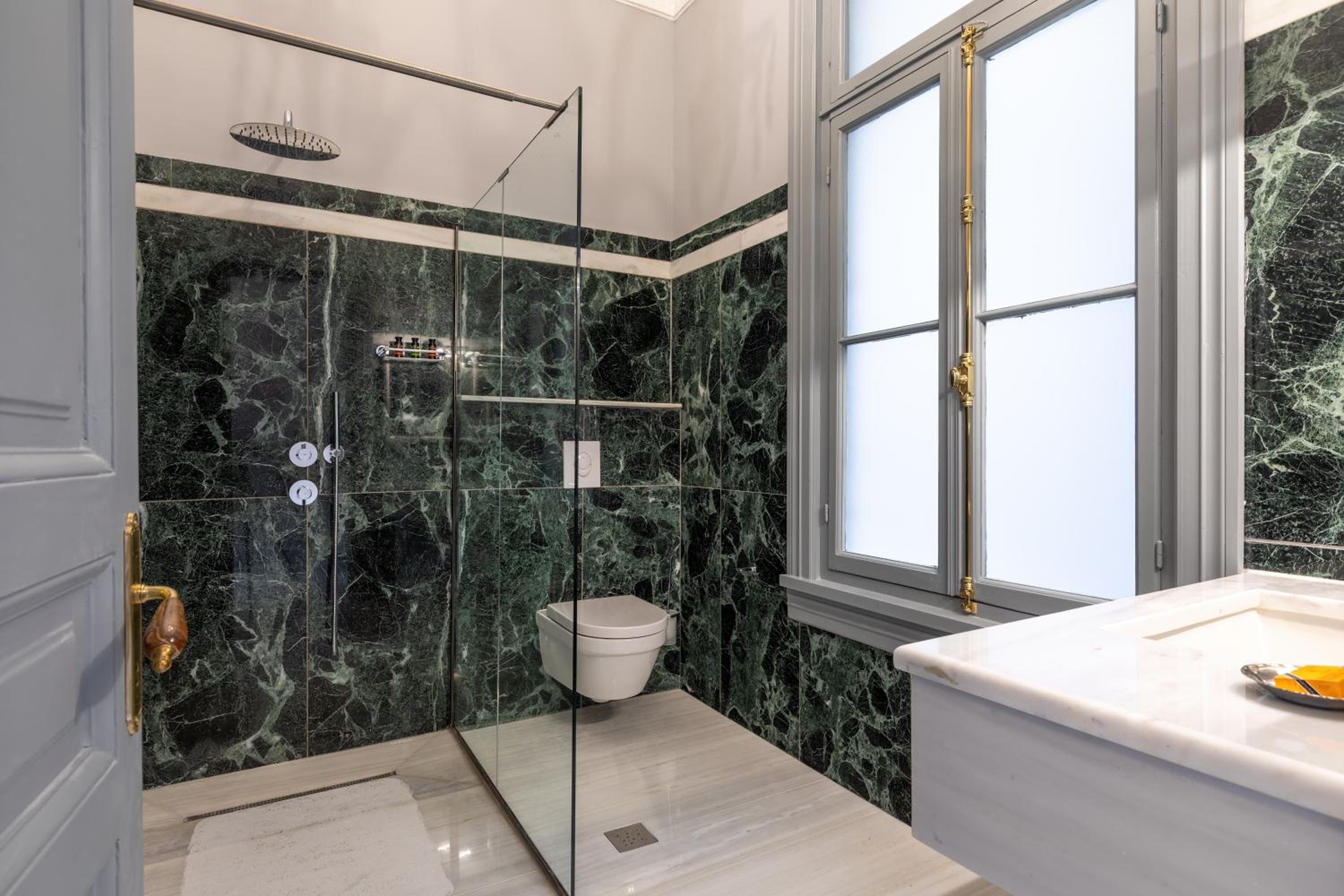 Athenian Vintage Apartments