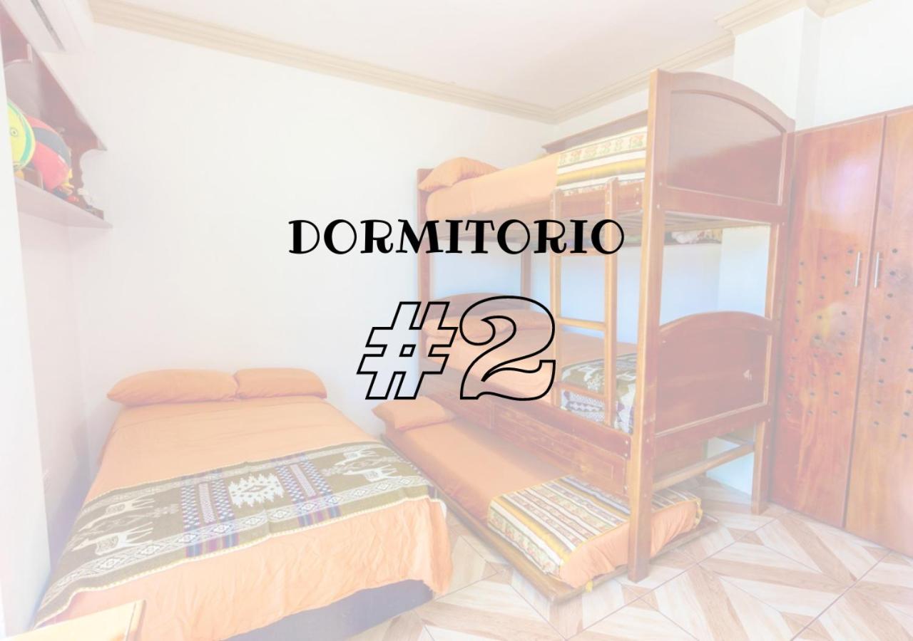 Private Villa in San Cristóbal, 2 Rooms, 6 Beds, AC, WiFi, Kitchen, Washer & Dryer, 4 min from the airport - Tropical - Galápagos Home