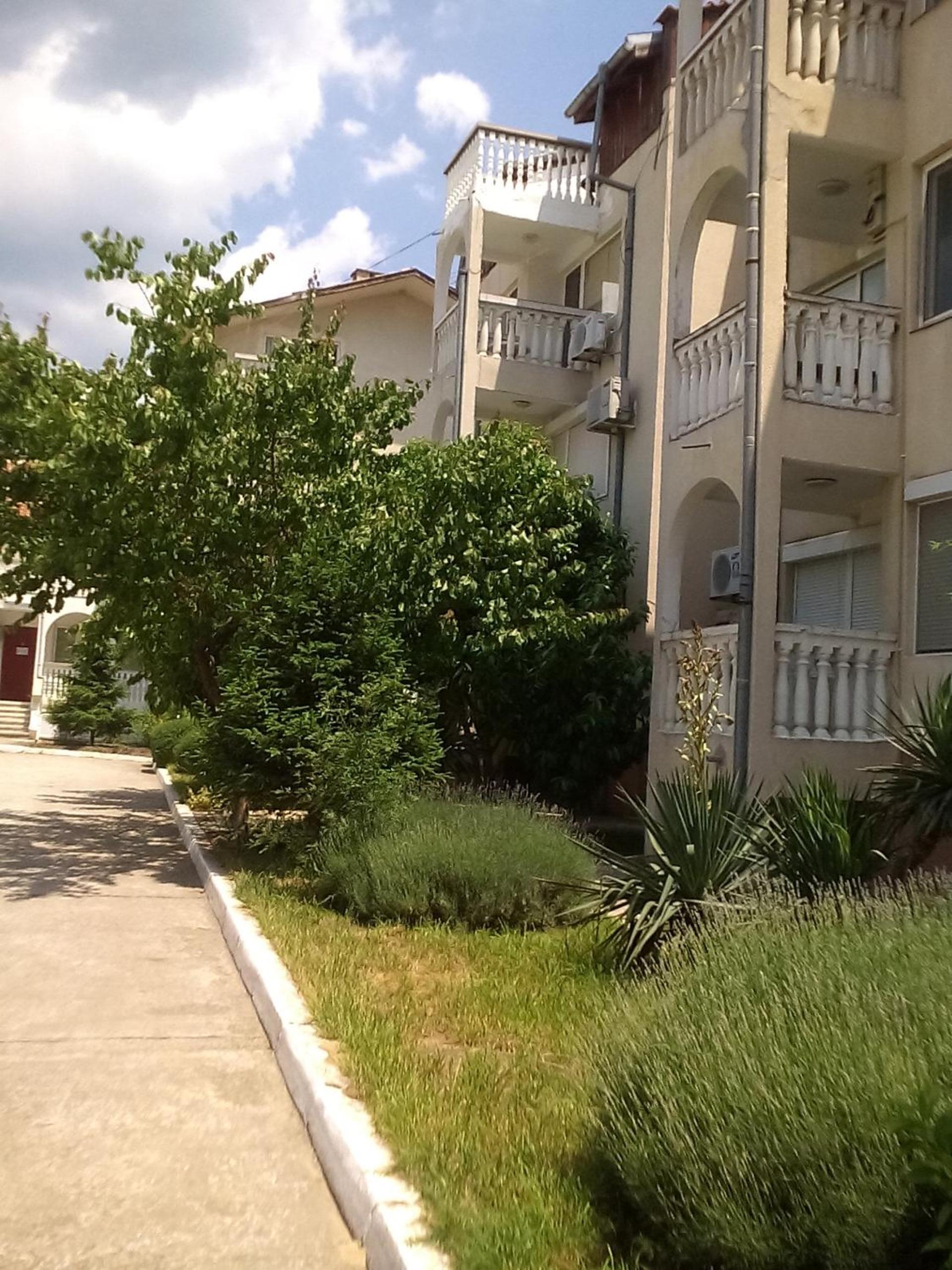 Apartments Bravo 1-Vichevi