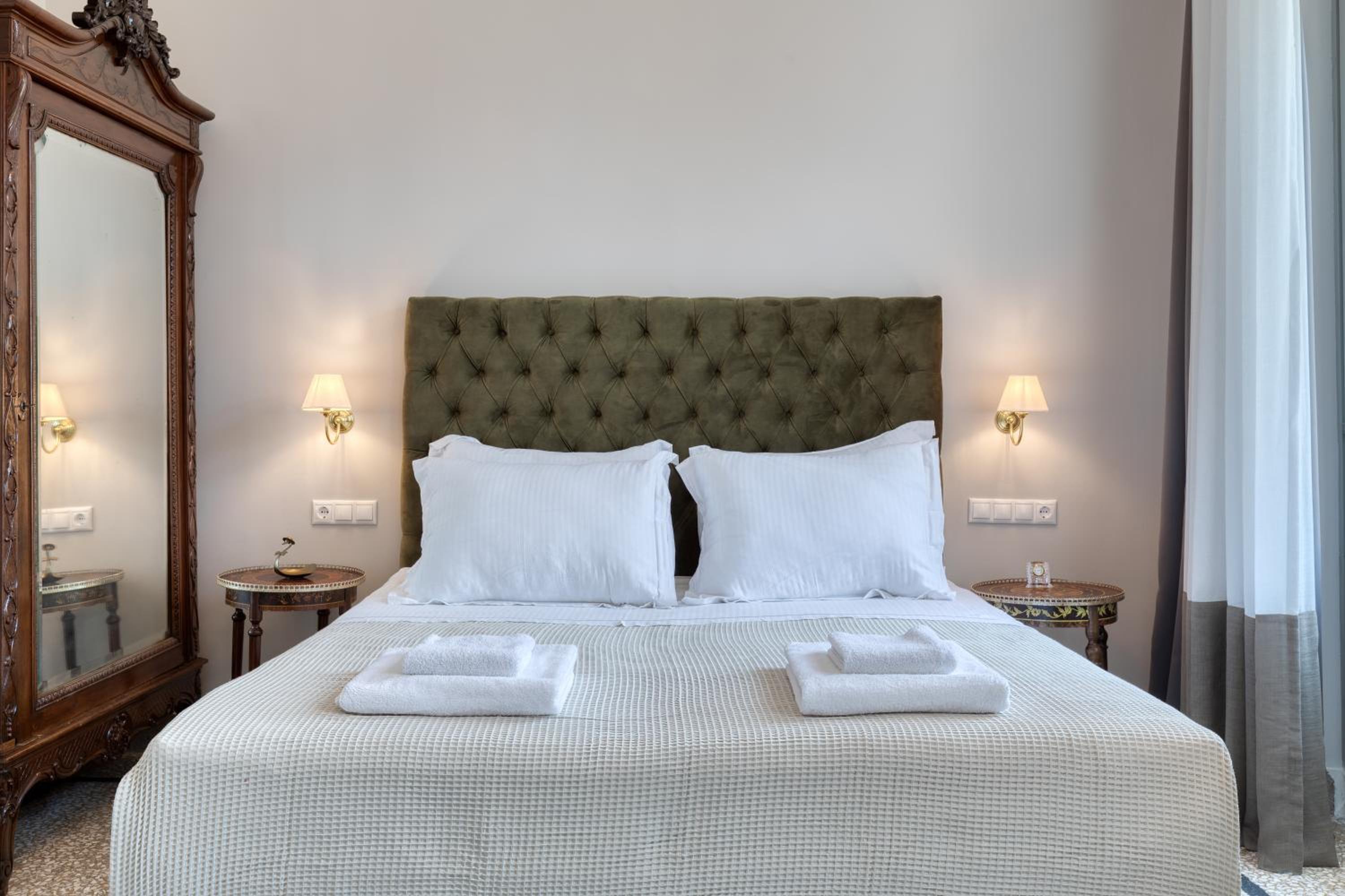 Athenian Vintage Apartments