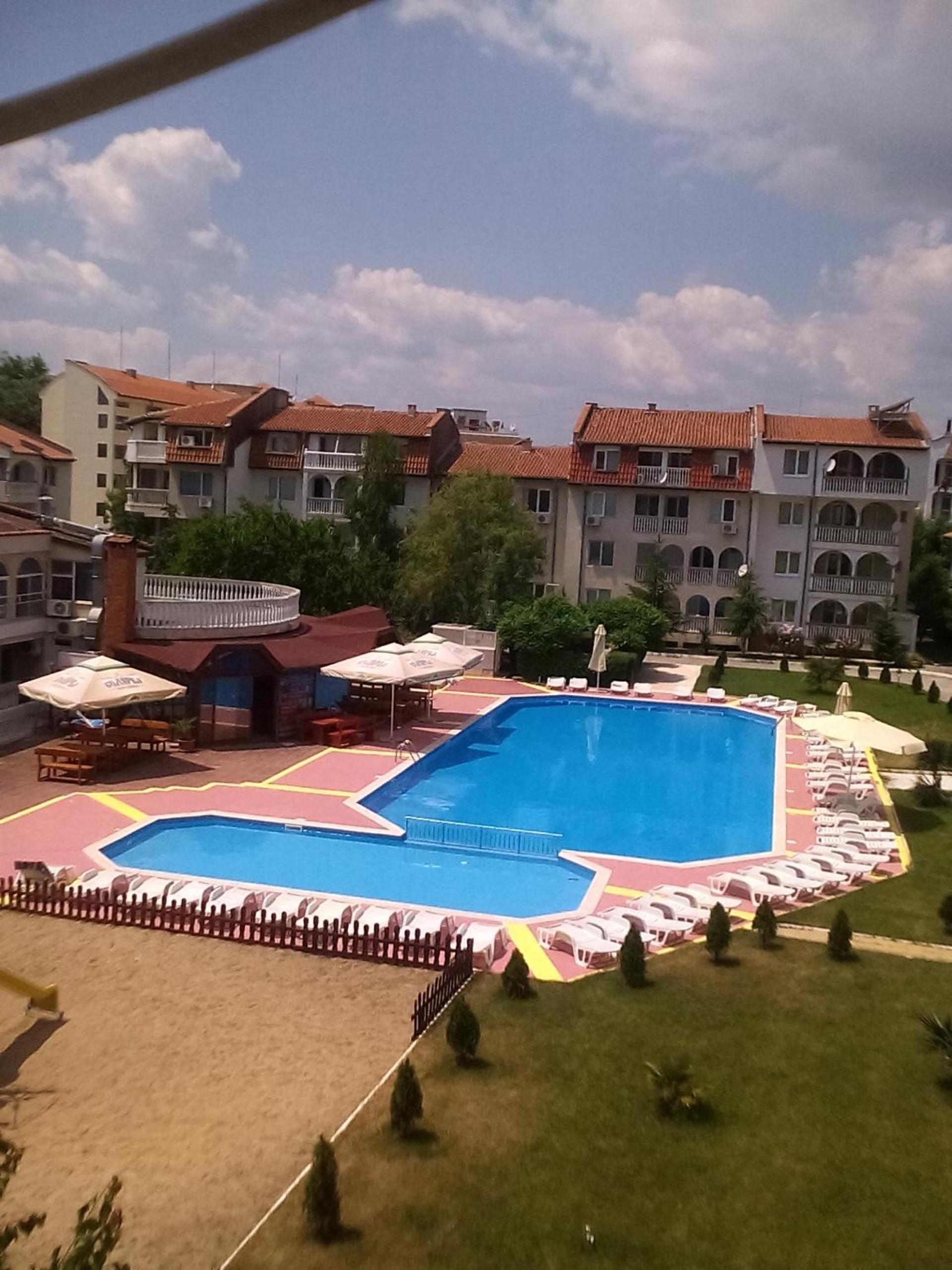 Apartments Bravo 1-Vichevi