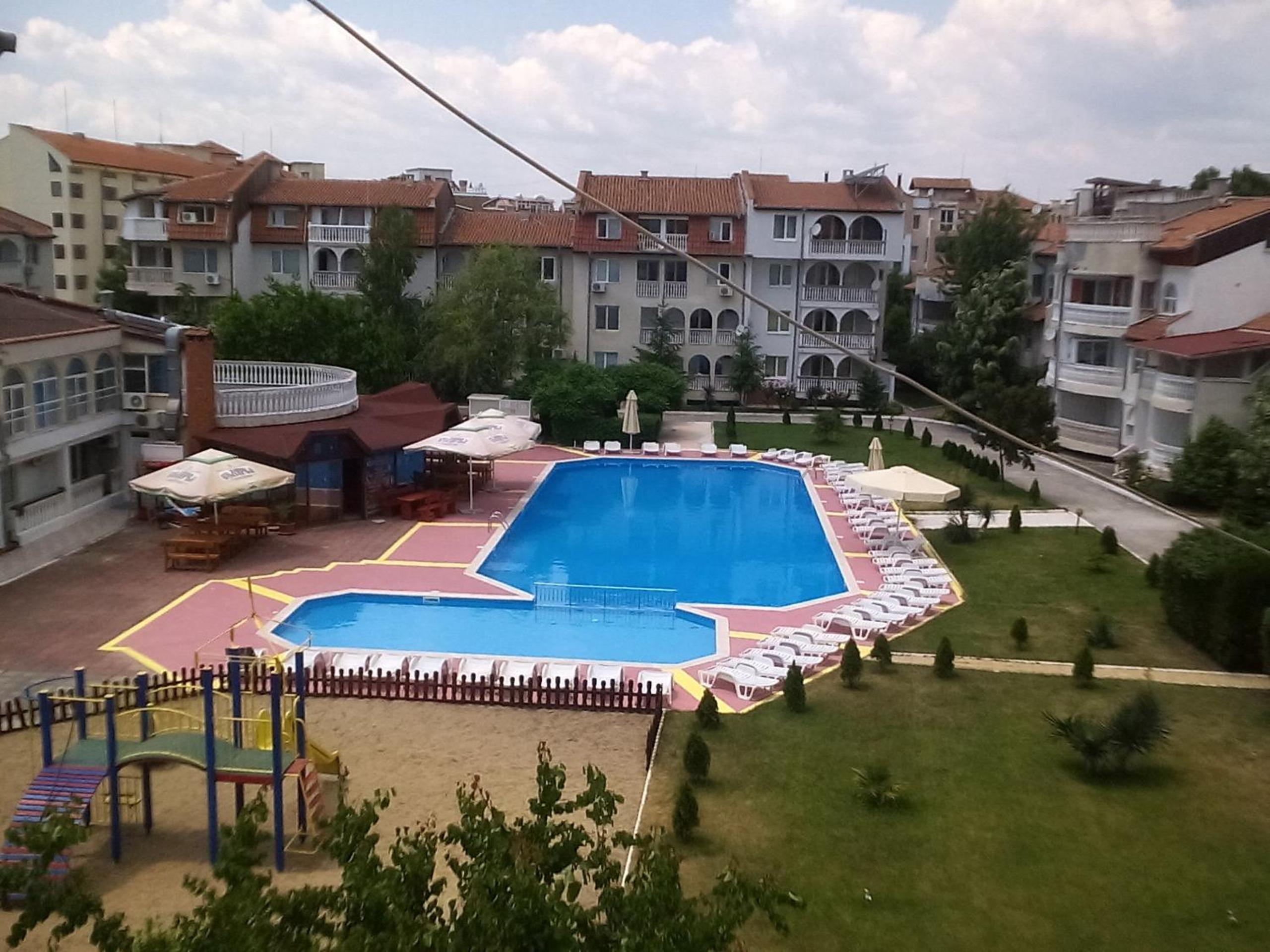 Apartments Bravo 1-Vichevi