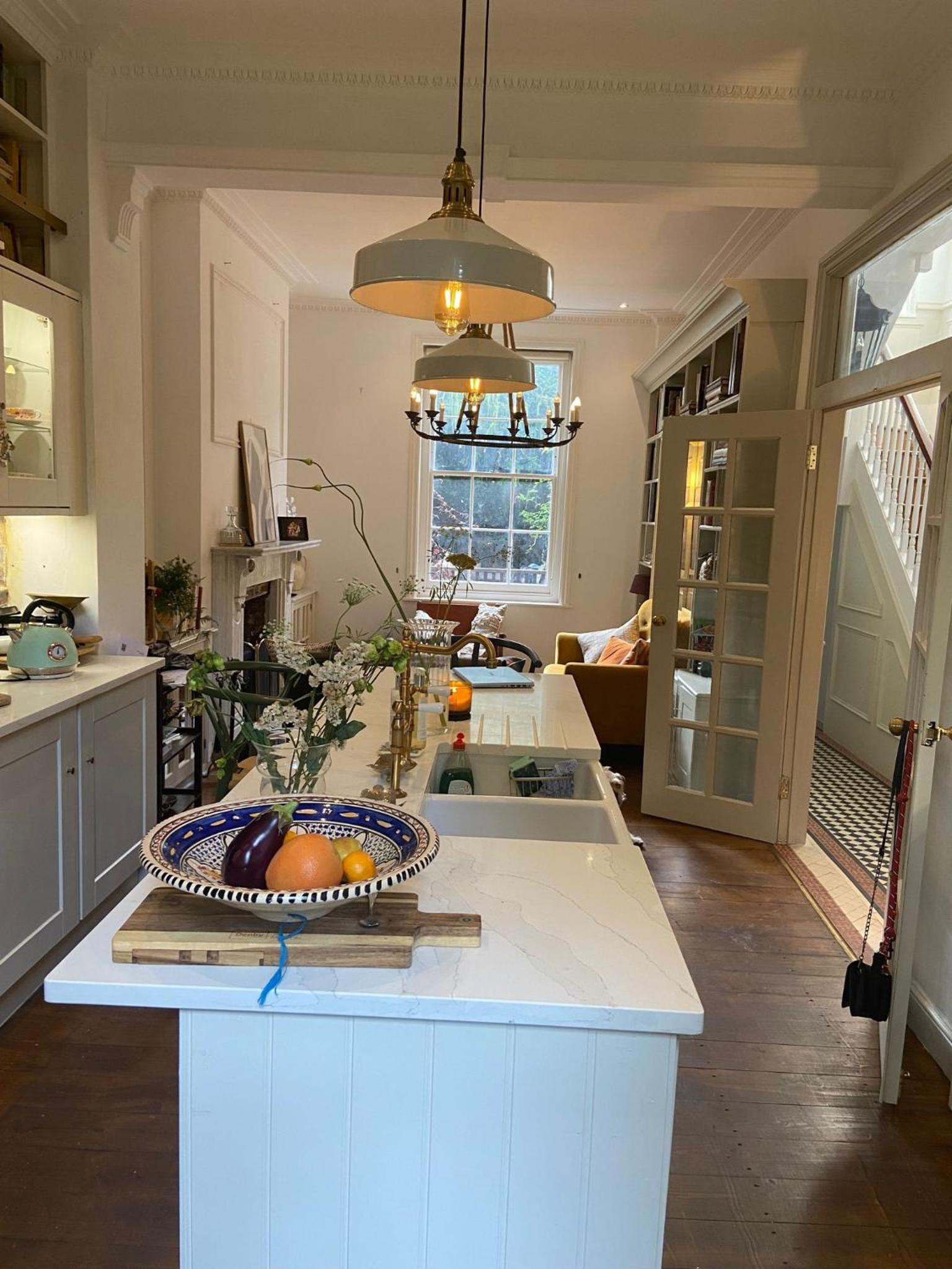 Gorgeous Grade II Listed Georgian House - Leafy Square Views - Central London