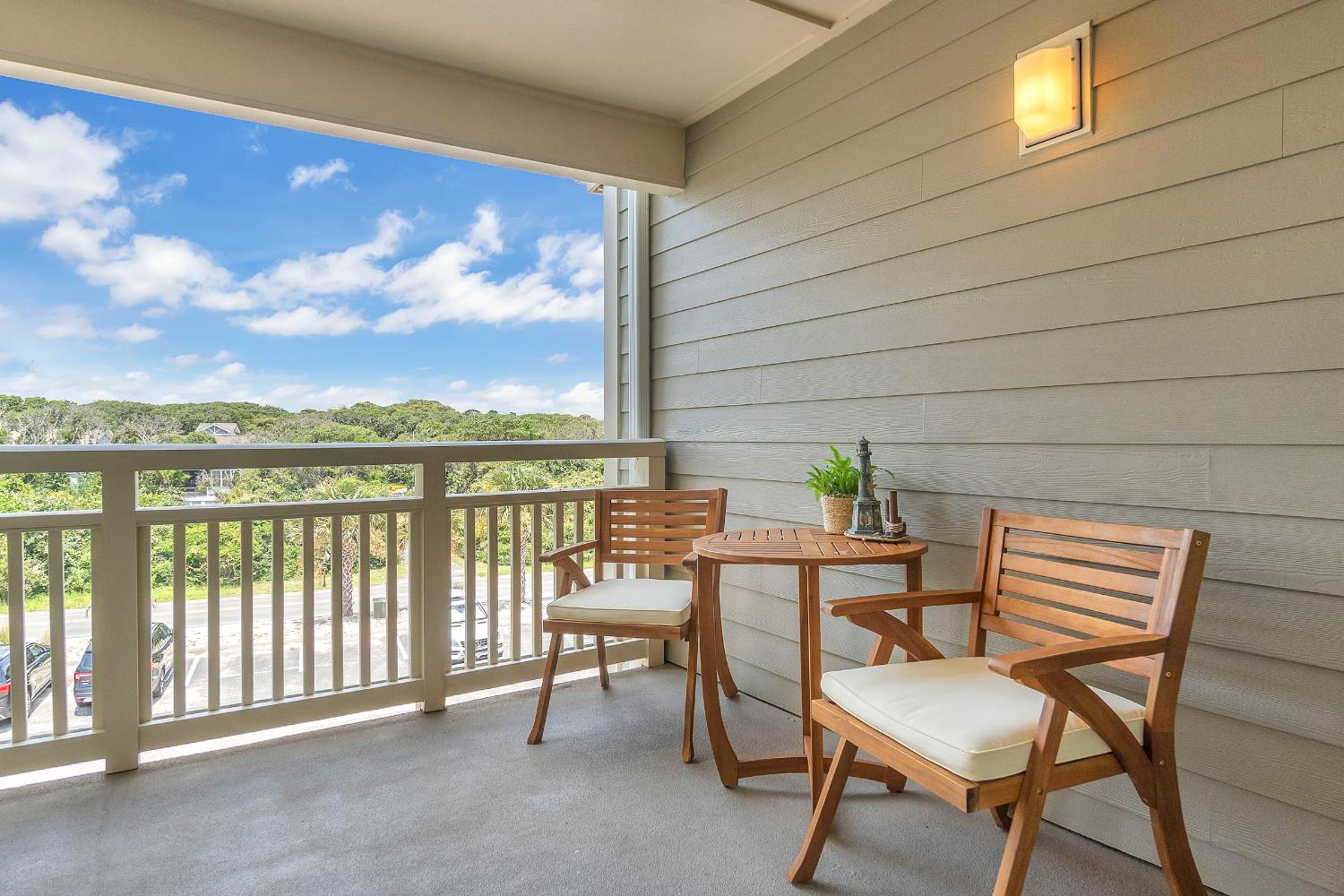 Beach Birds by Oak Island Accommodations view 4