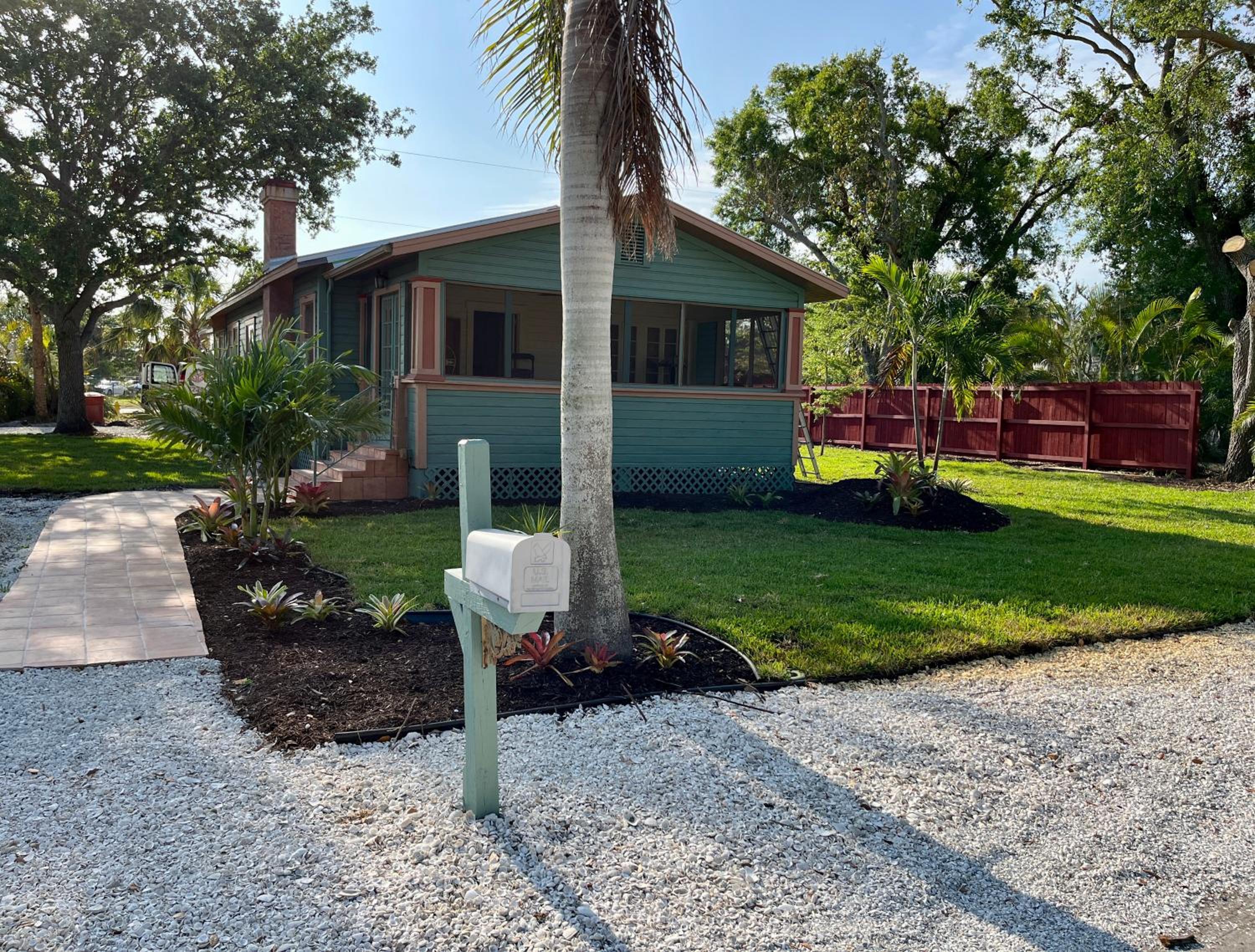 Altamont Park Entire Bungalow Super Rate New Listing view 2