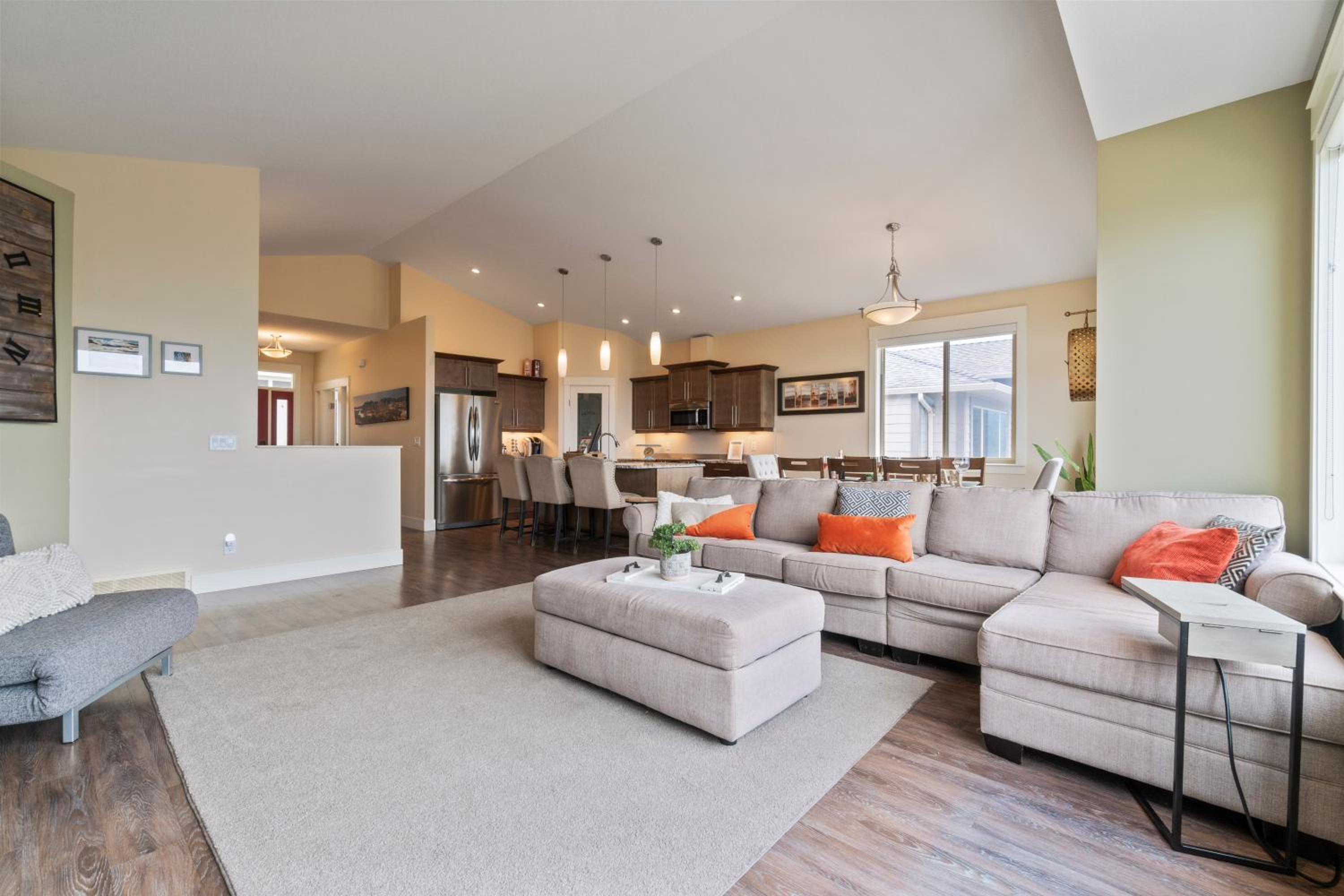 Stunning 5 bed house on Silver Star mountain