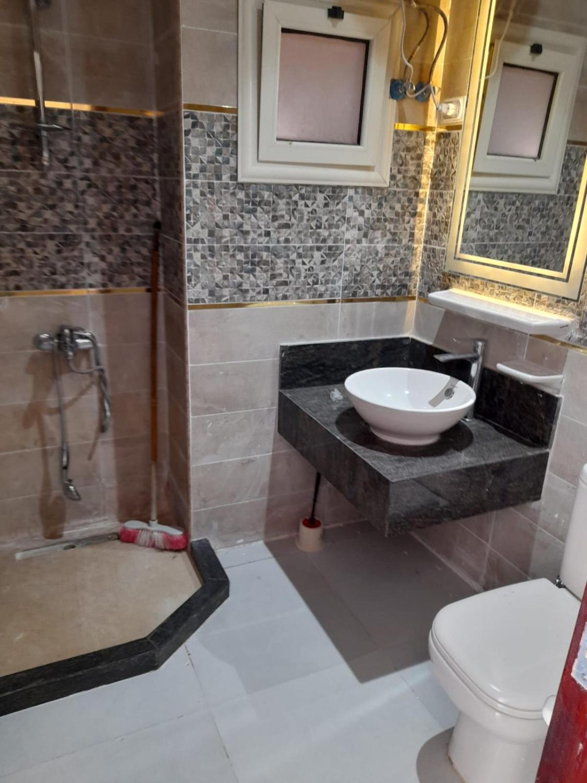 Casablanca star for families and couples only