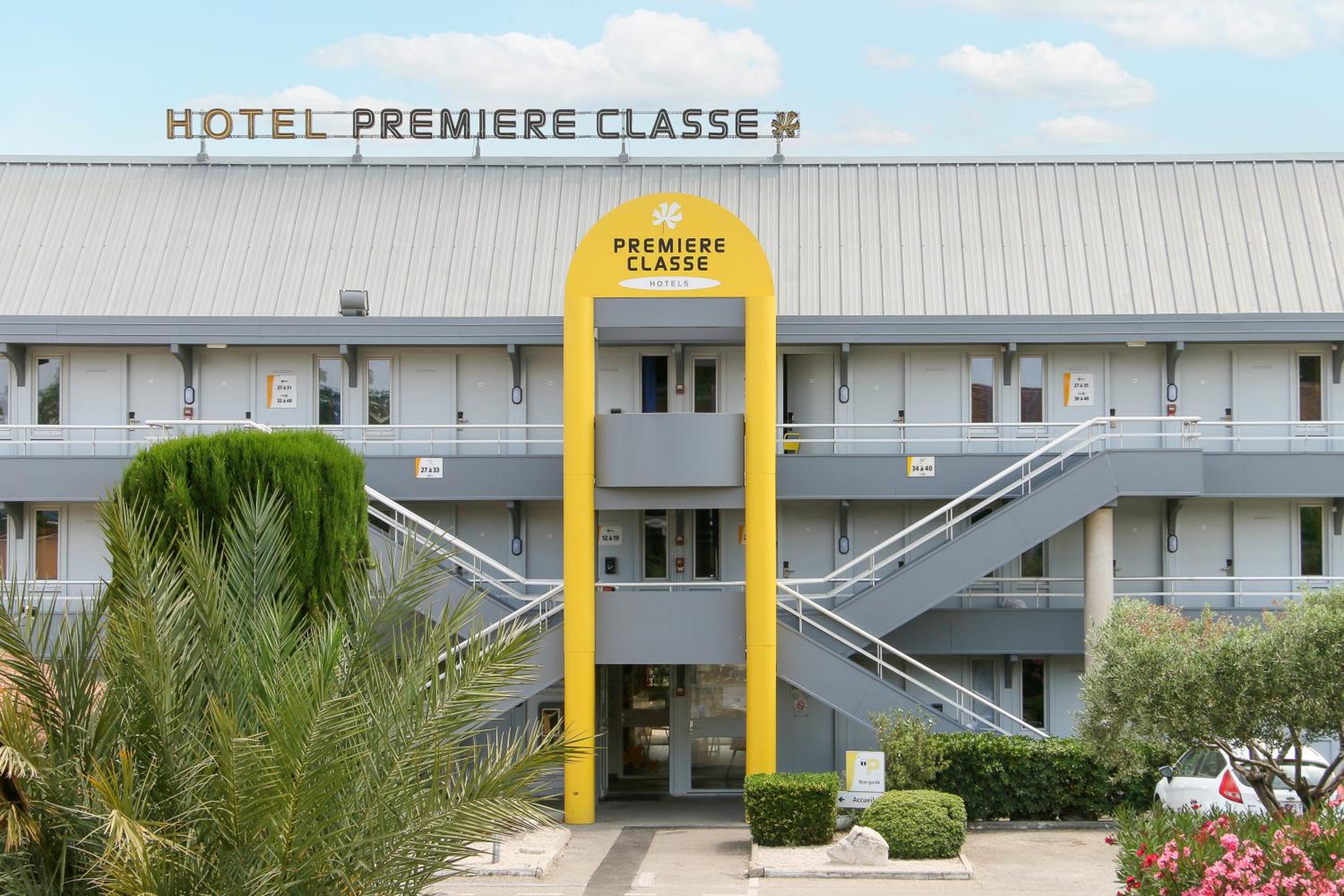Vitrolles Vacations - Premiere Classe Aeroport Marseille - Property Image 12