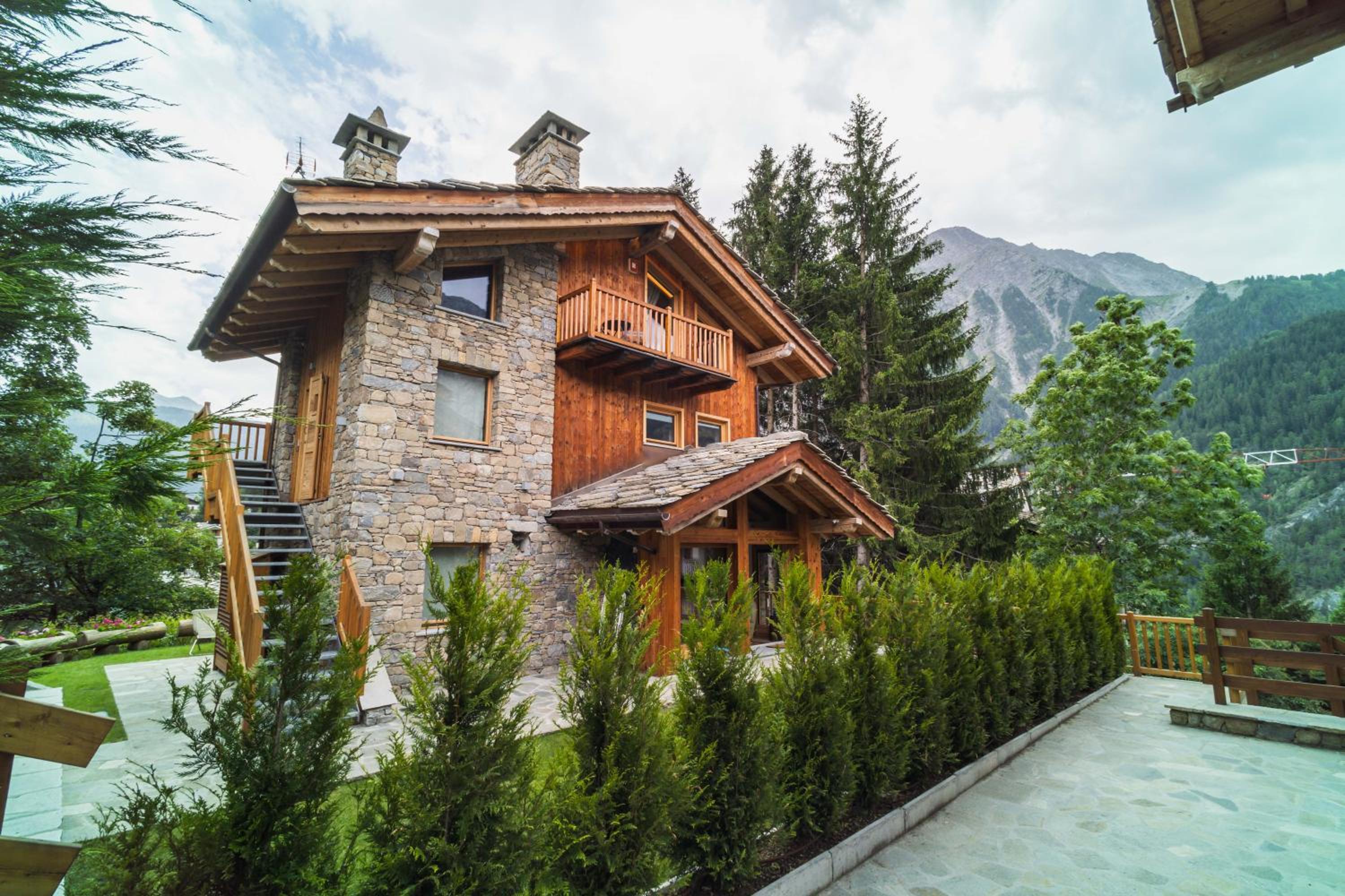 Hotel Suites Courmayeur - Mont Blanc - Image 1