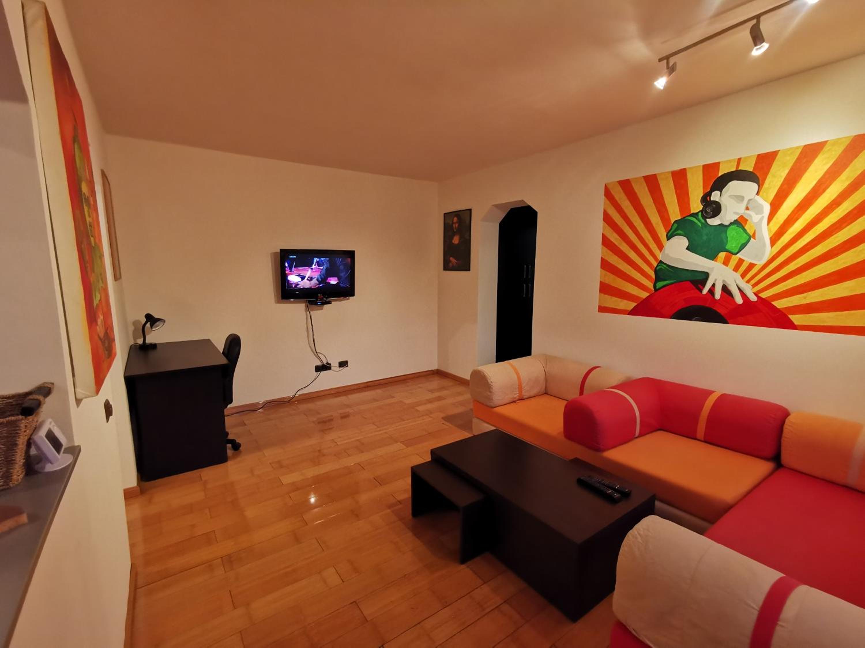 Photo 7