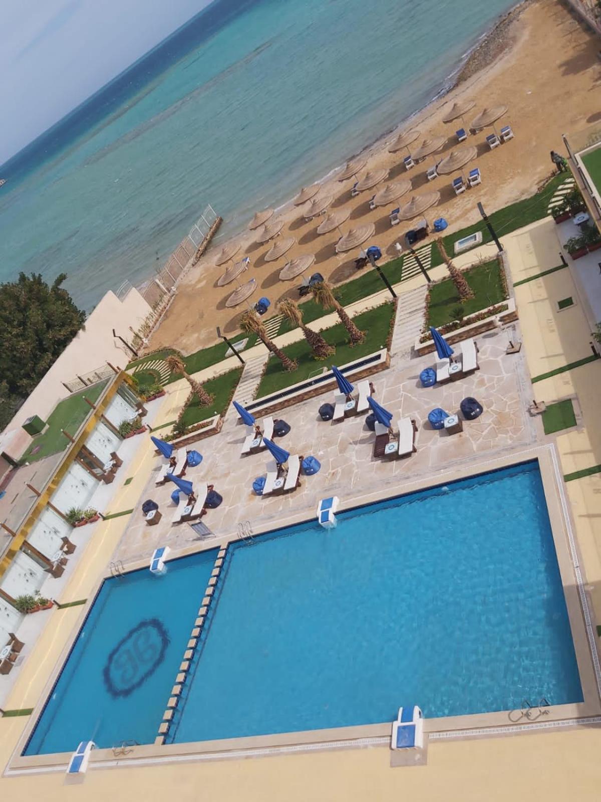 Casablanca star for families and couples only