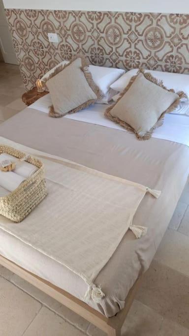 M&G Suite Home — photo 2