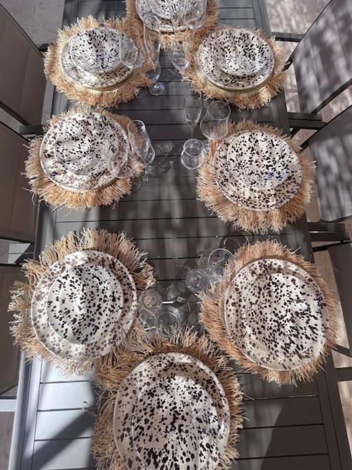 Hotel M&G Suite Home - Image 1