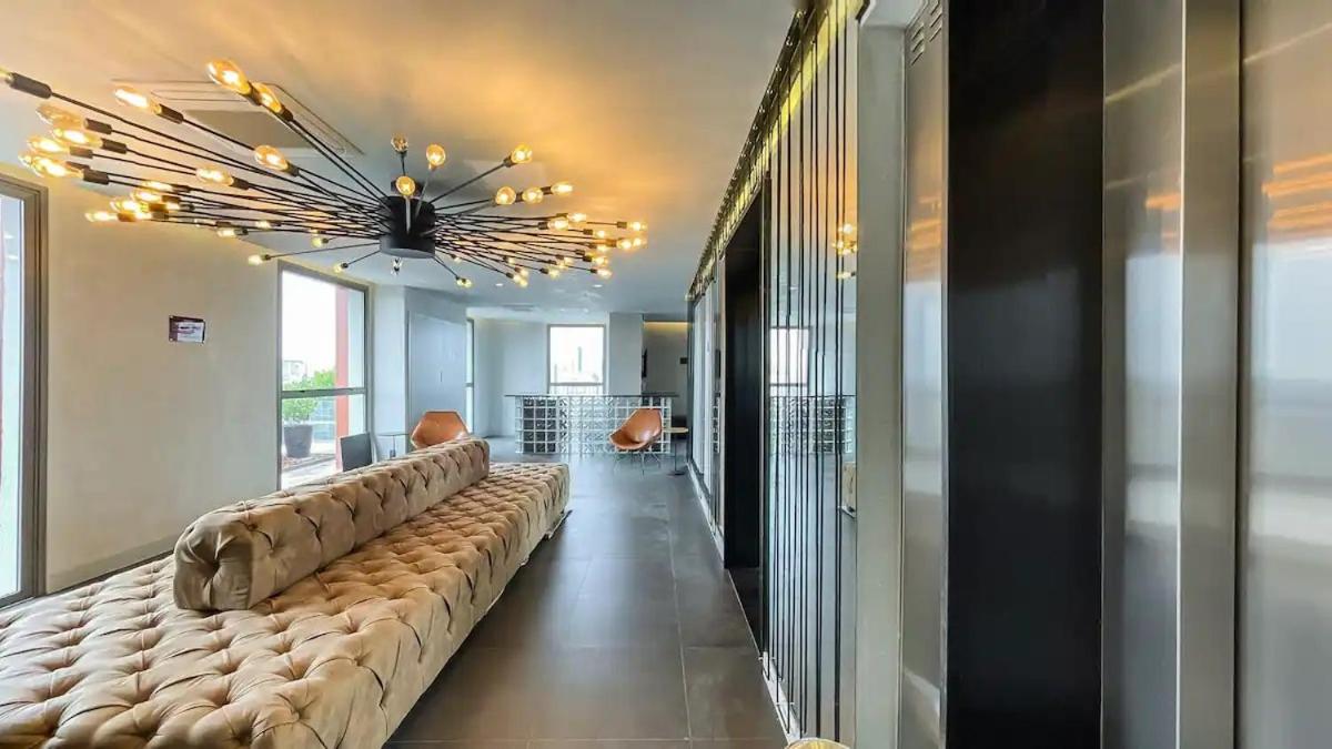 Apartamento novo e luxuoso ao lado do Allianz