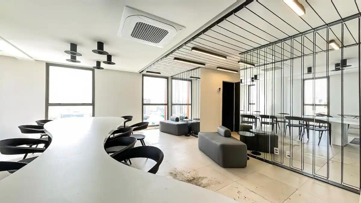 Apartamento novo e luxuoso ao lado do Allianz