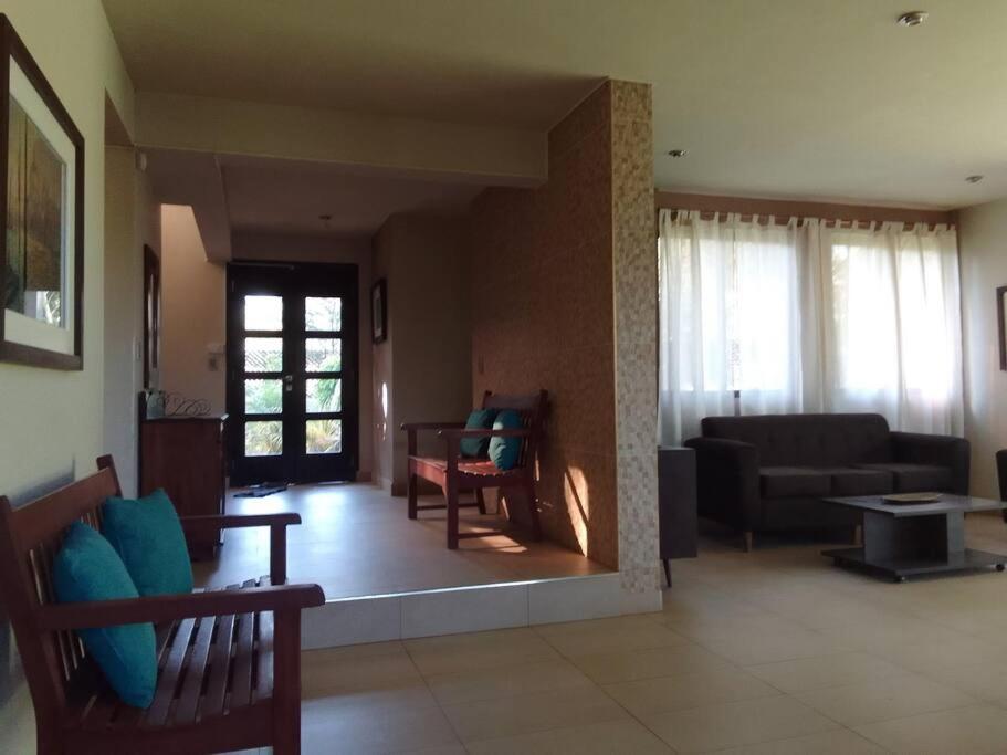 Linda casa de campo con todas las comodidades de la ciudad