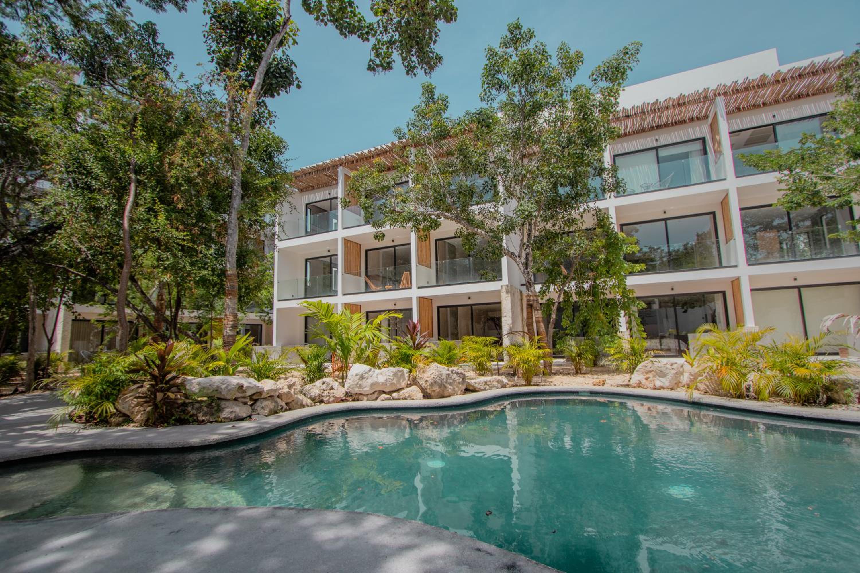 Hotel Erena Tulum - Image 1