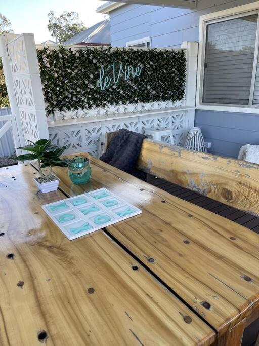 Hamptons House on Hunter with fire pit
