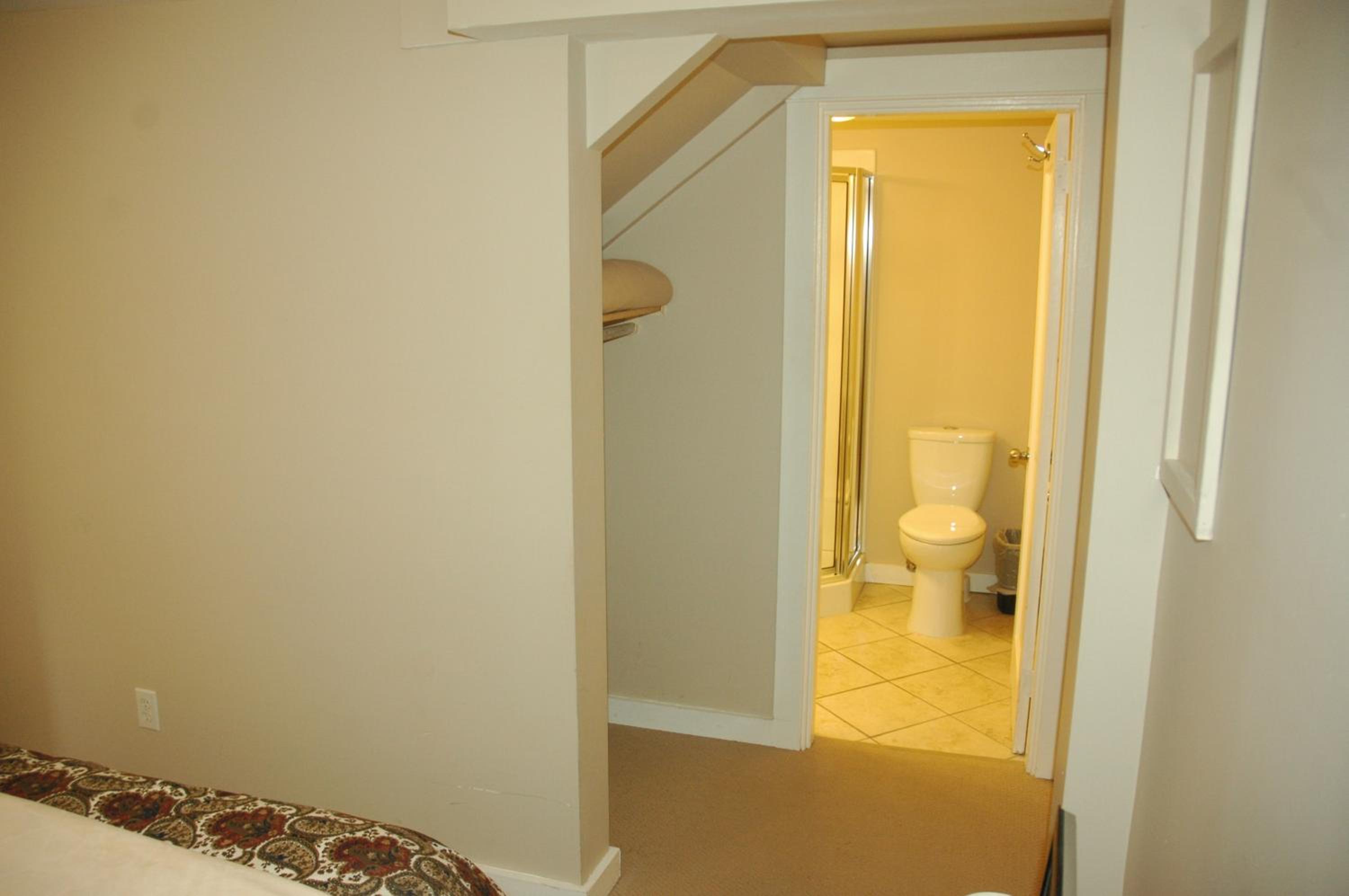 Douglas Guest House