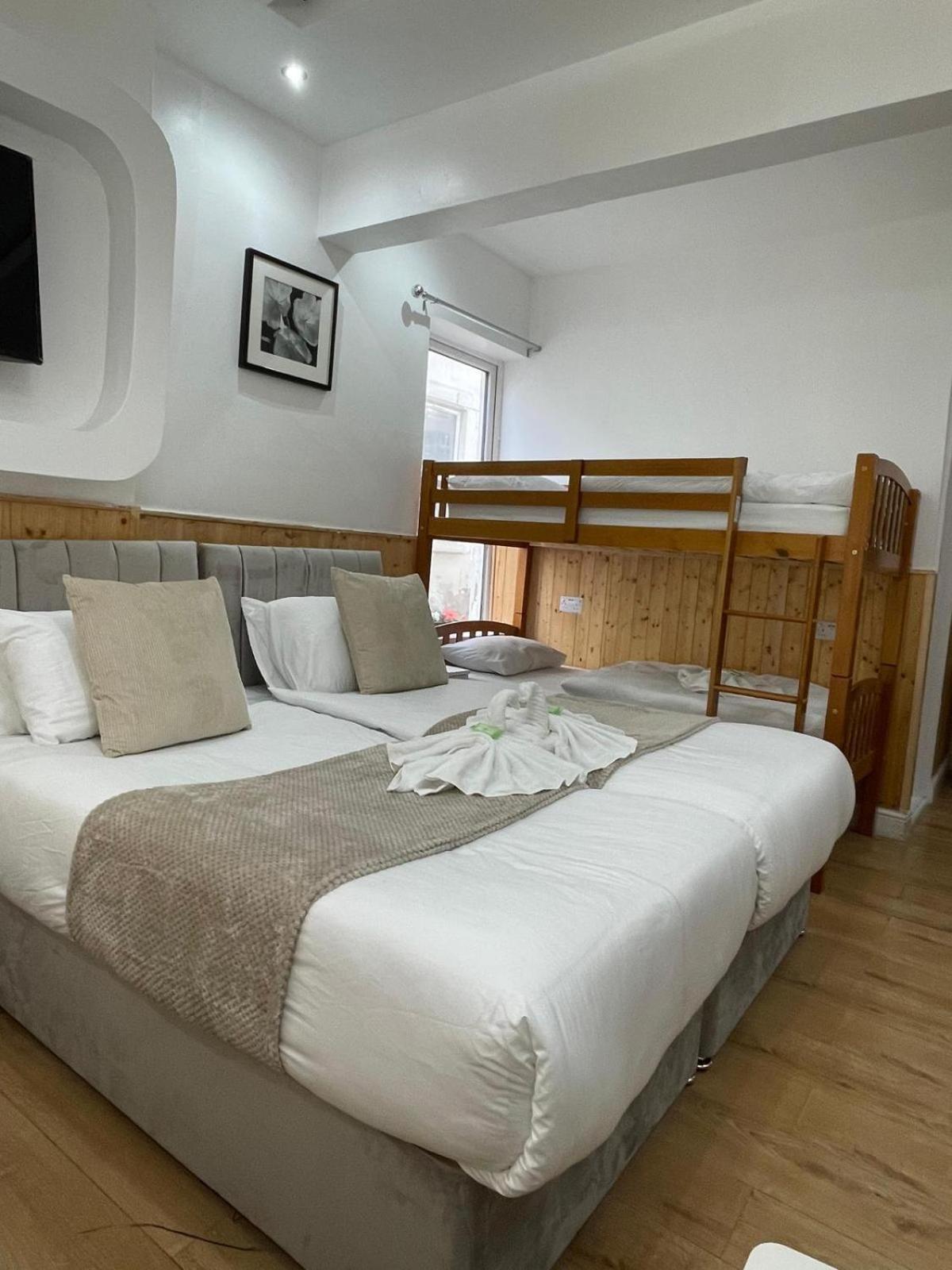Ariana House Hotel-Families and Couples Only