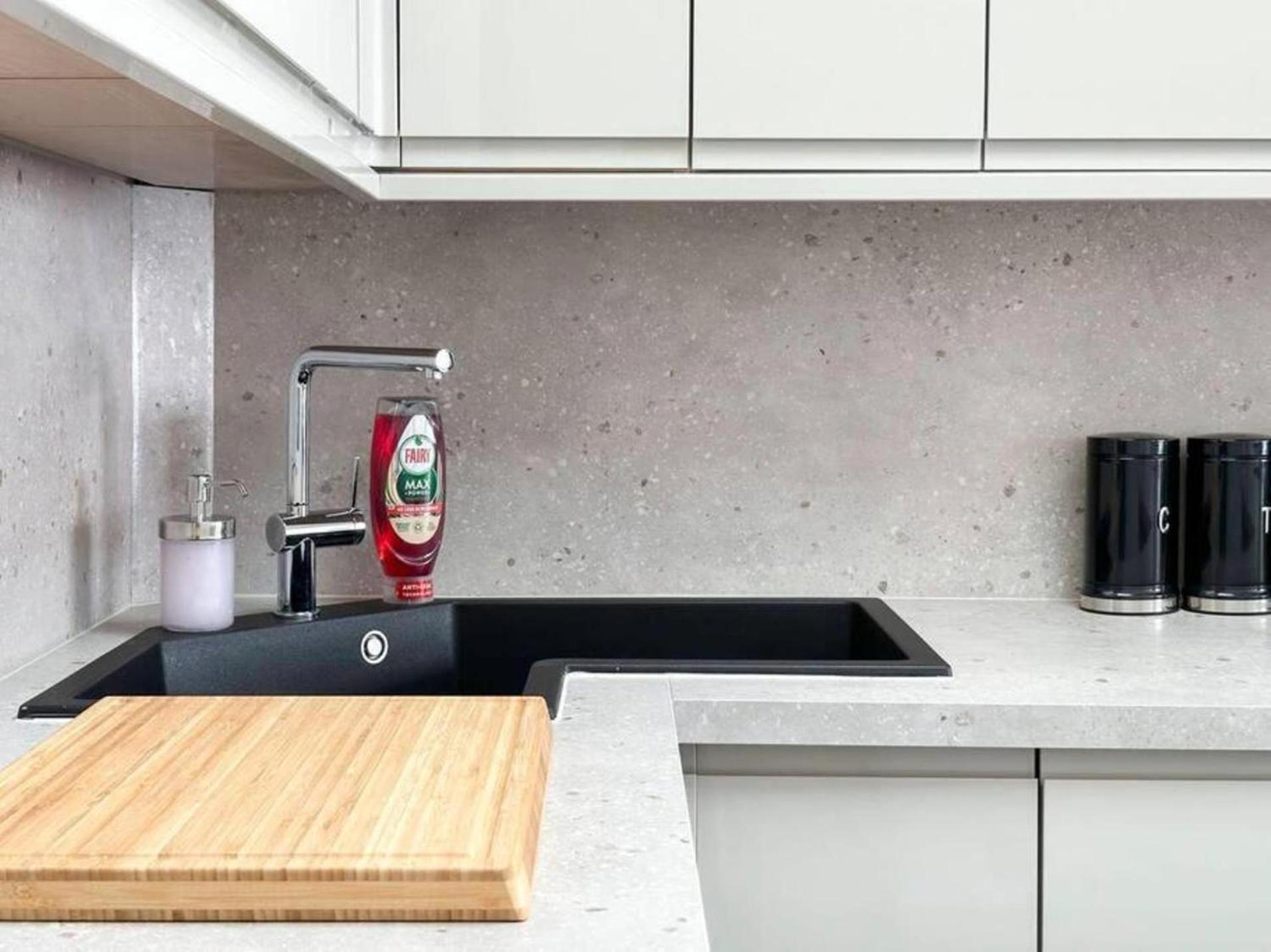 London's Charm Modern 2BR Marylebone's Best Spot