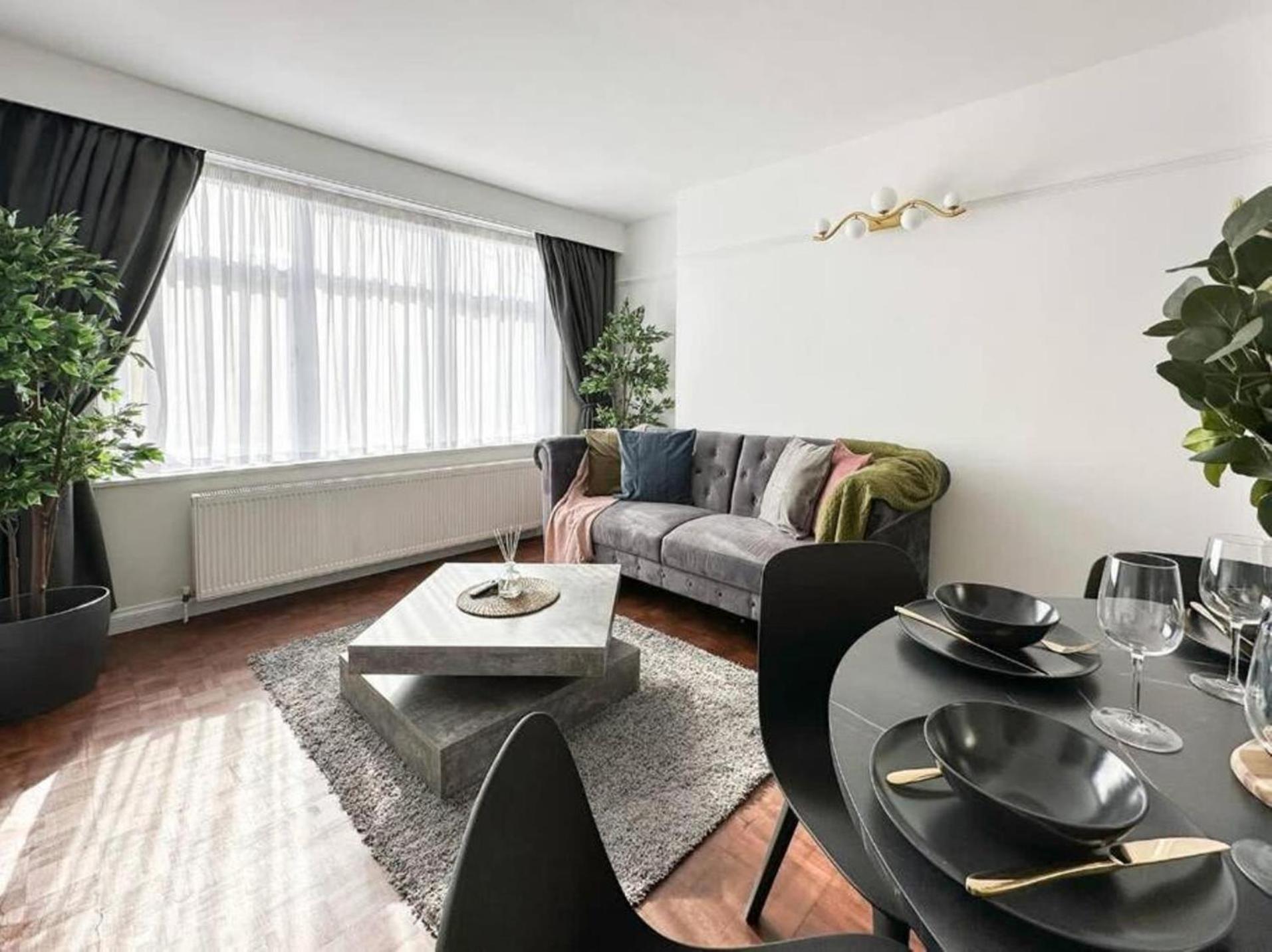 London's Charm Modern 2BR Marylebone's Best Spot