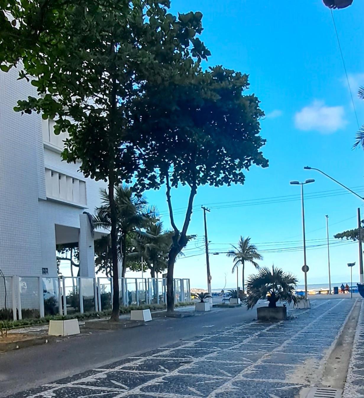 Apto Pé na Areia - Serviço de Praia