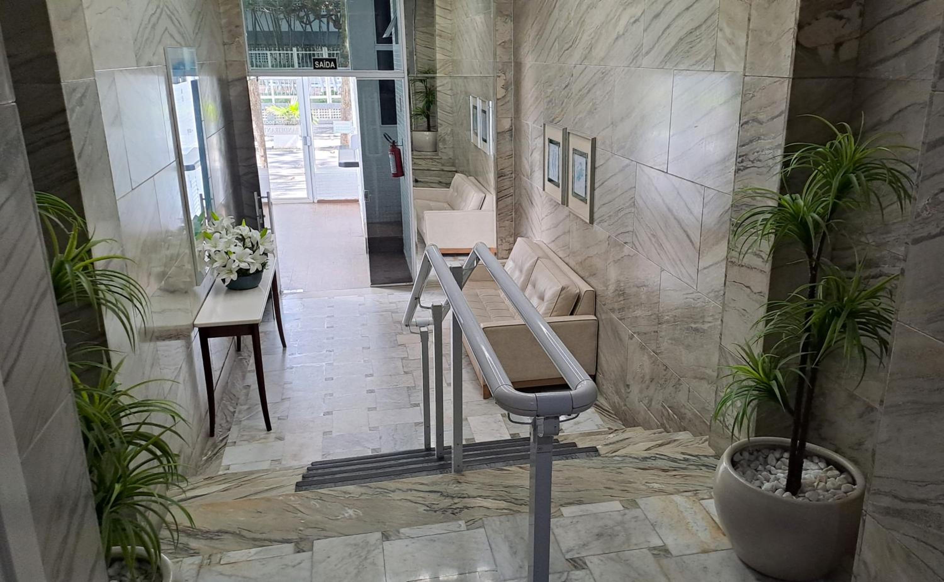 Apto Pé na Areia - Serviço de Praia