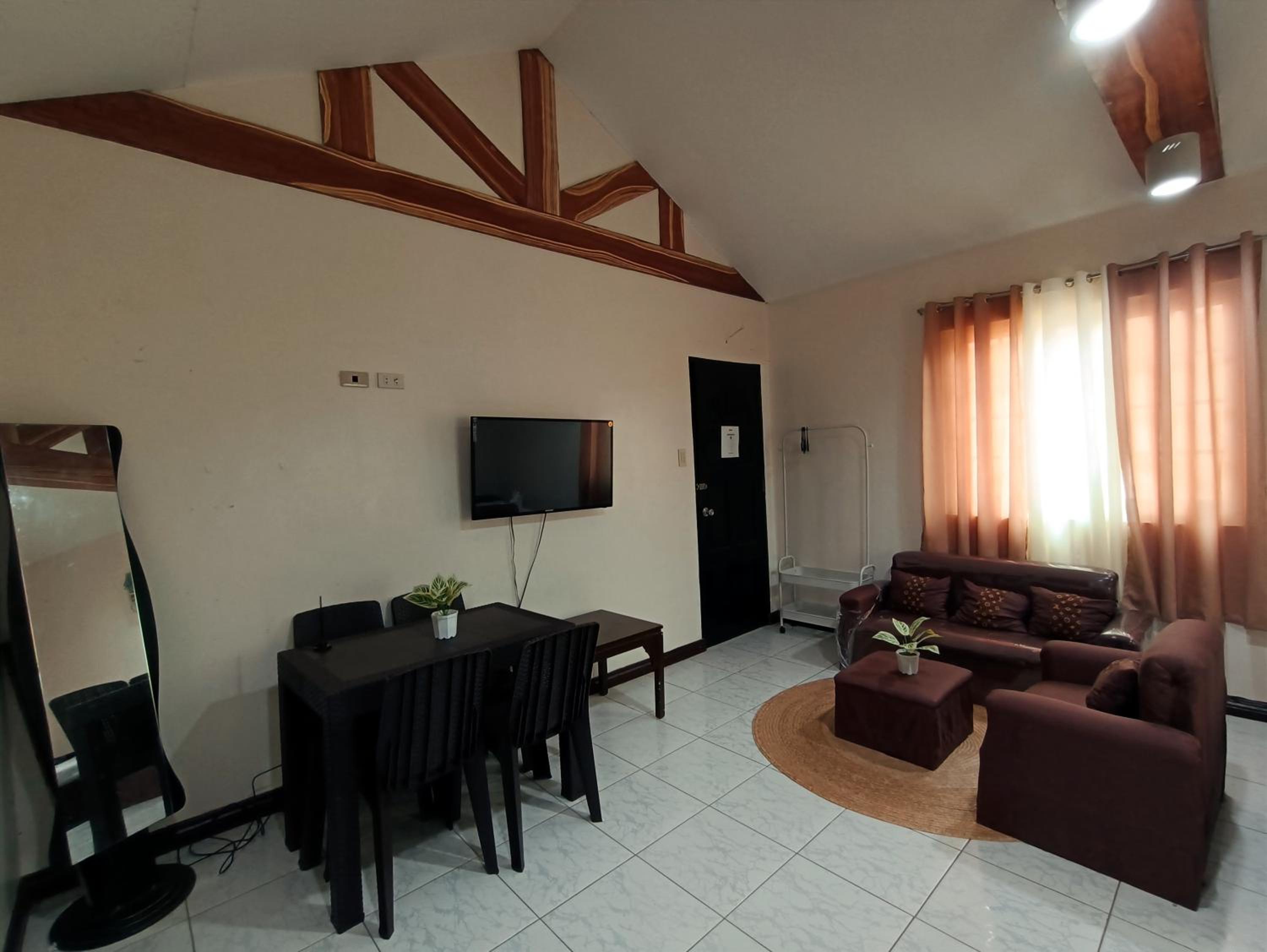 La Gracia Apartelle