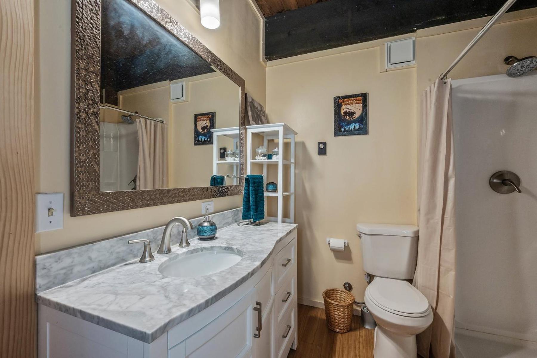 Cozy, spacious, amazing location
