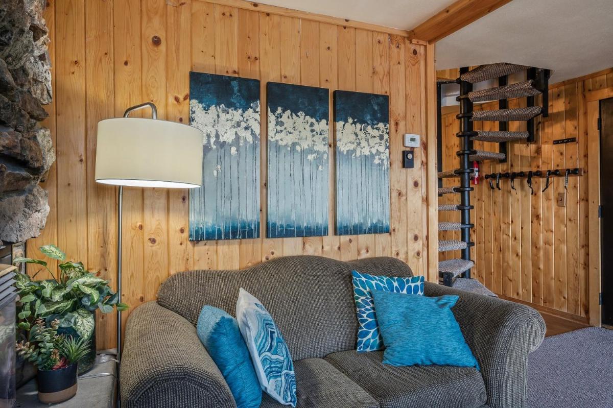 Cozy, spacious, amazing location