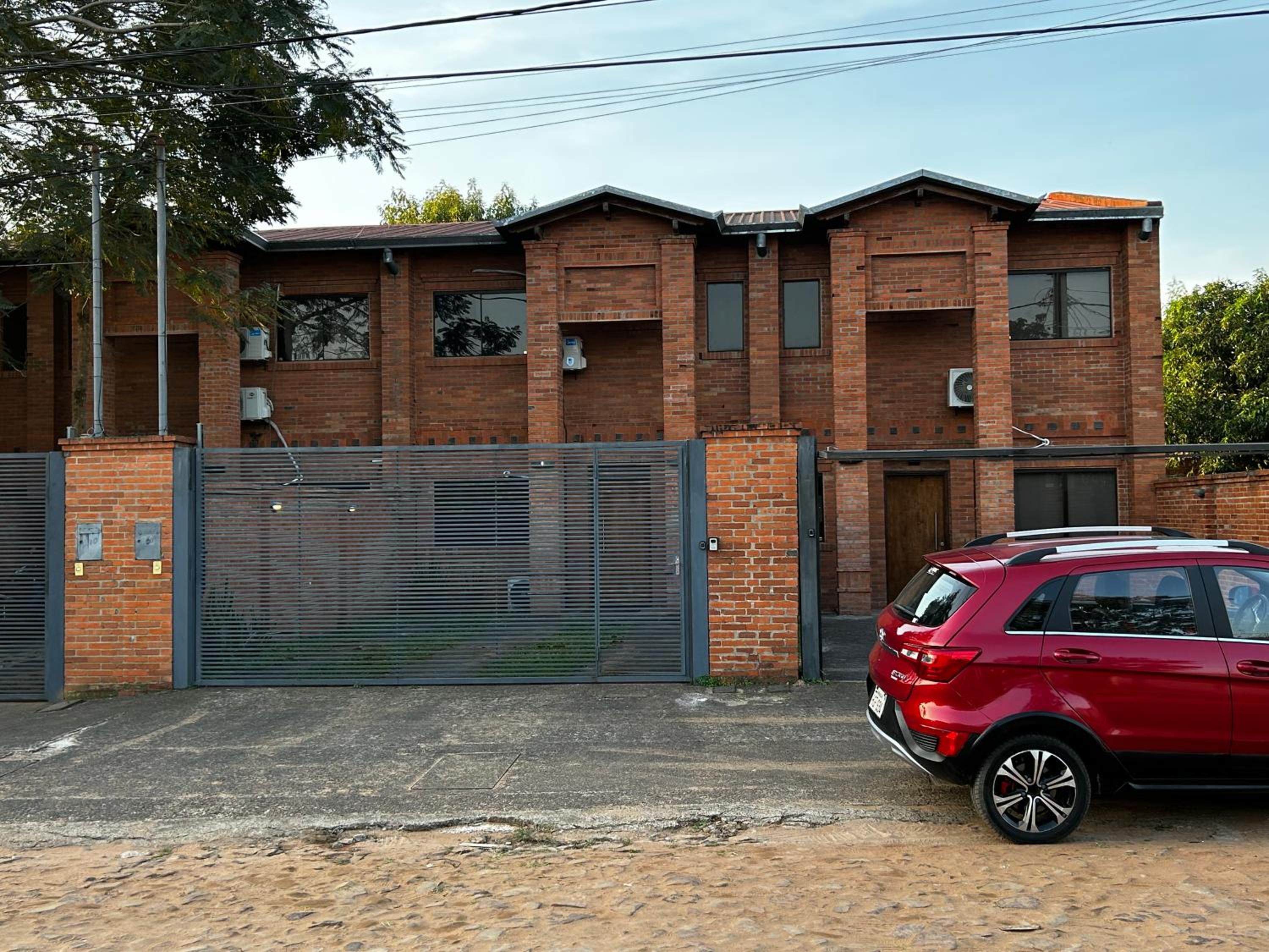 Duplex Ycua San Carlos, Luque - a 10 minutos de Aeropuerto
