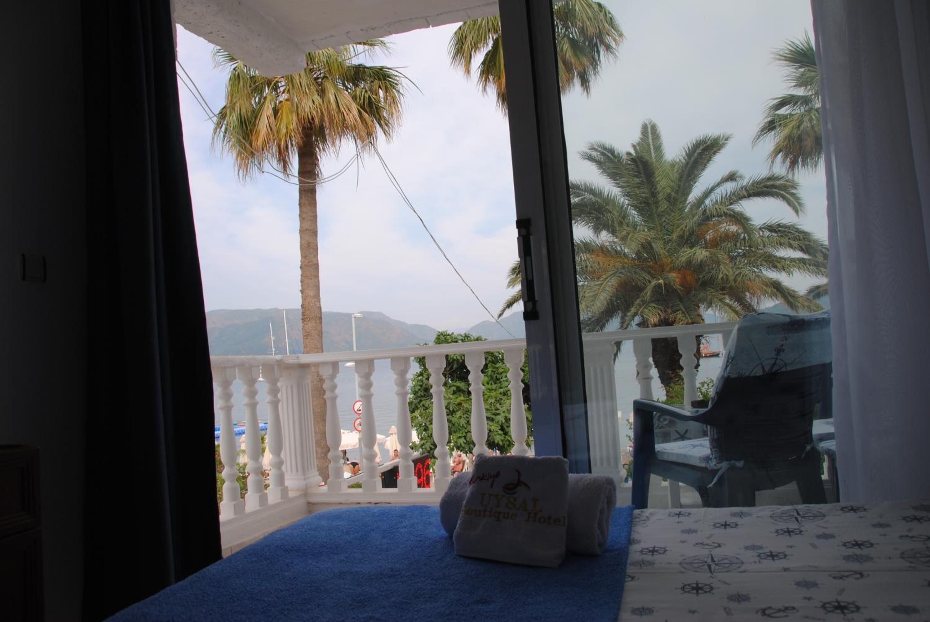 Uysal Motel Beach