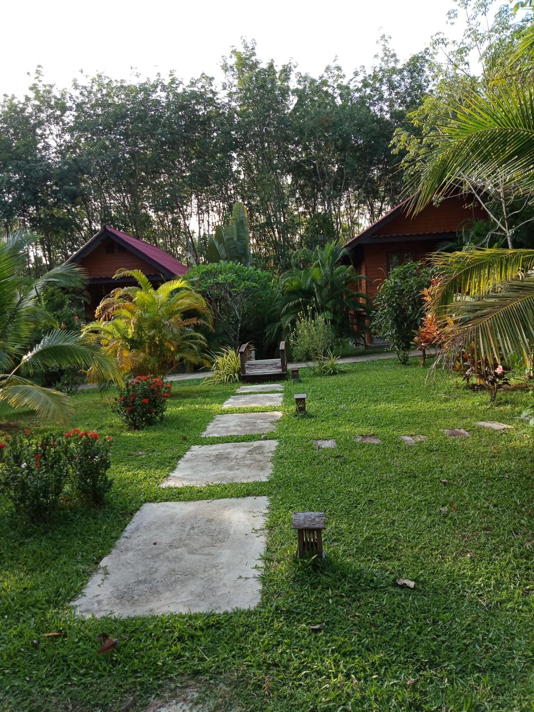 Najjamee Bungalows