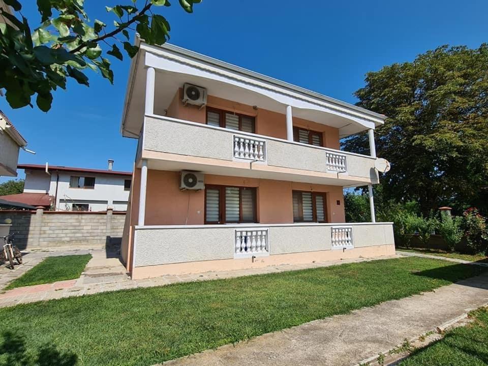 House Varna-1