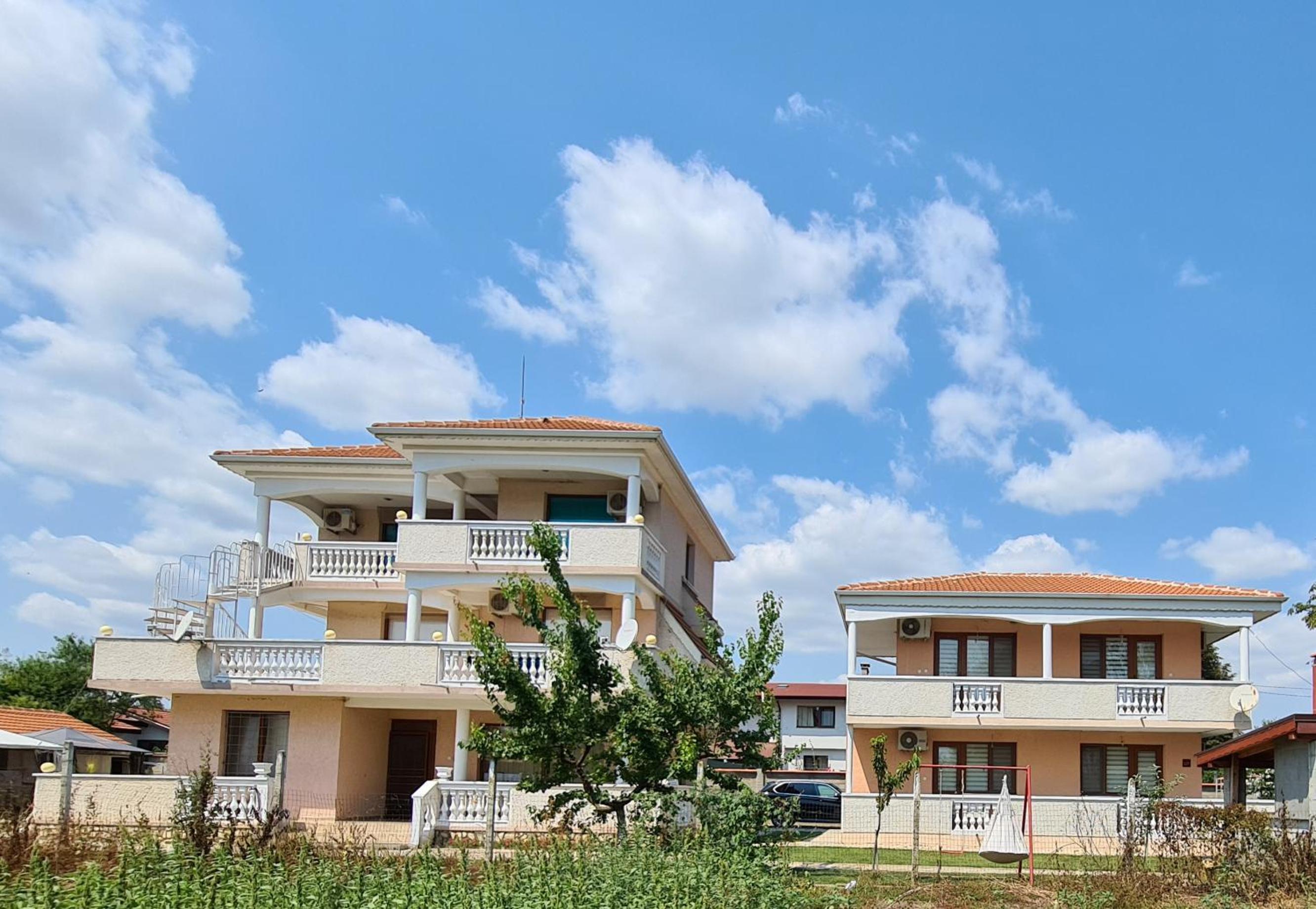 House Varna-1